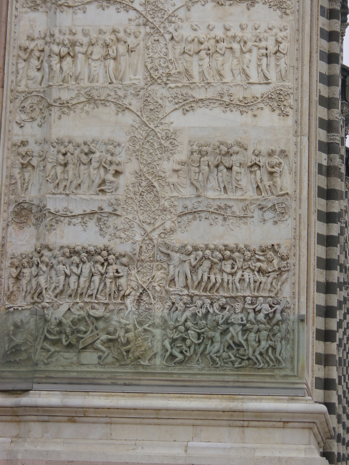 รูปถ่าย อิตาลี(Italy) ออร์วิเอโต้(Orvieto) 2004-03 0