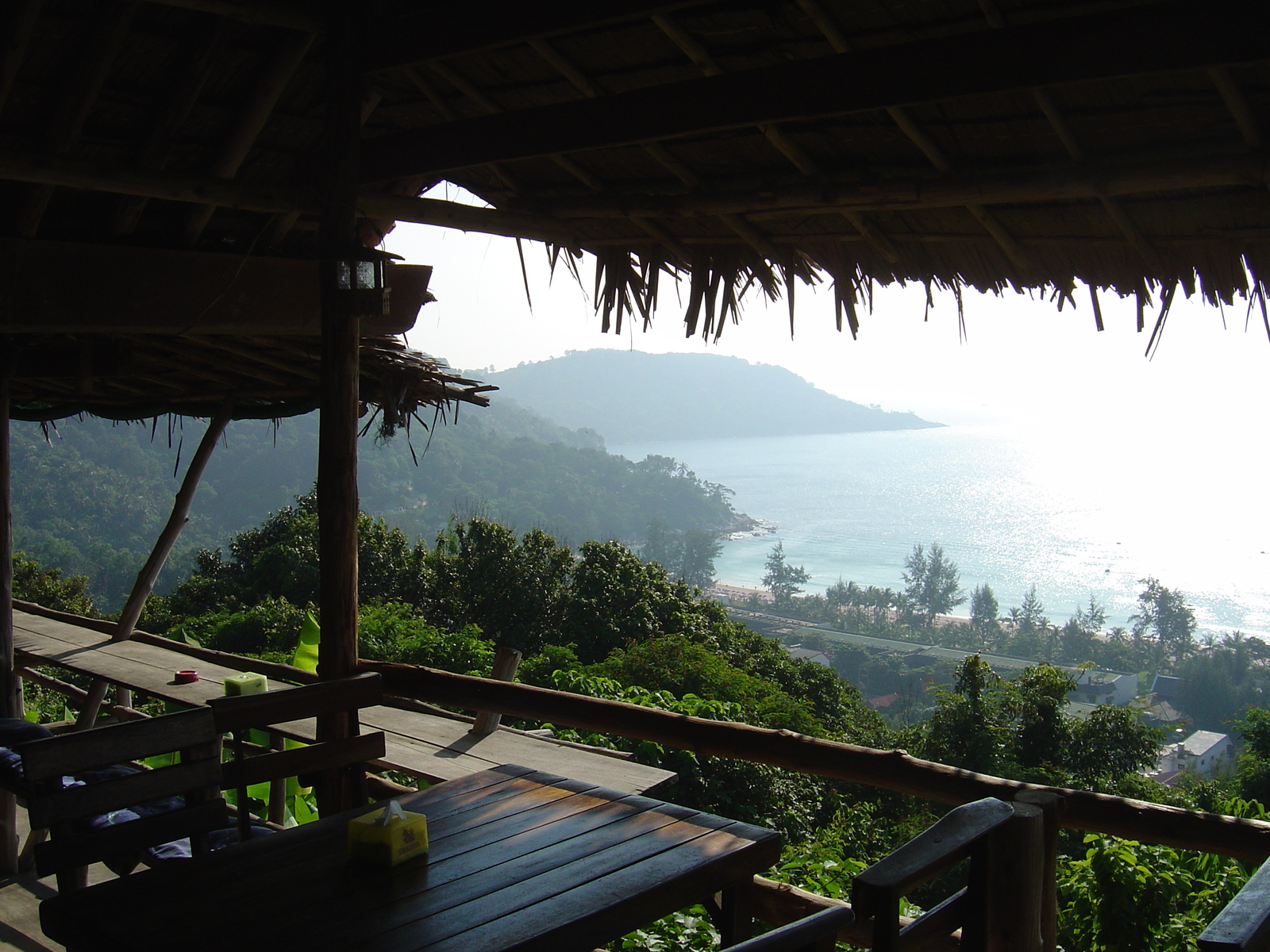 รูปถ่าย ไทย(Thailand) ภูเก็ต(Phuket) จุดชมวิวกะตะกะรน(Kata Karon Viewpoint) 2005-12 13