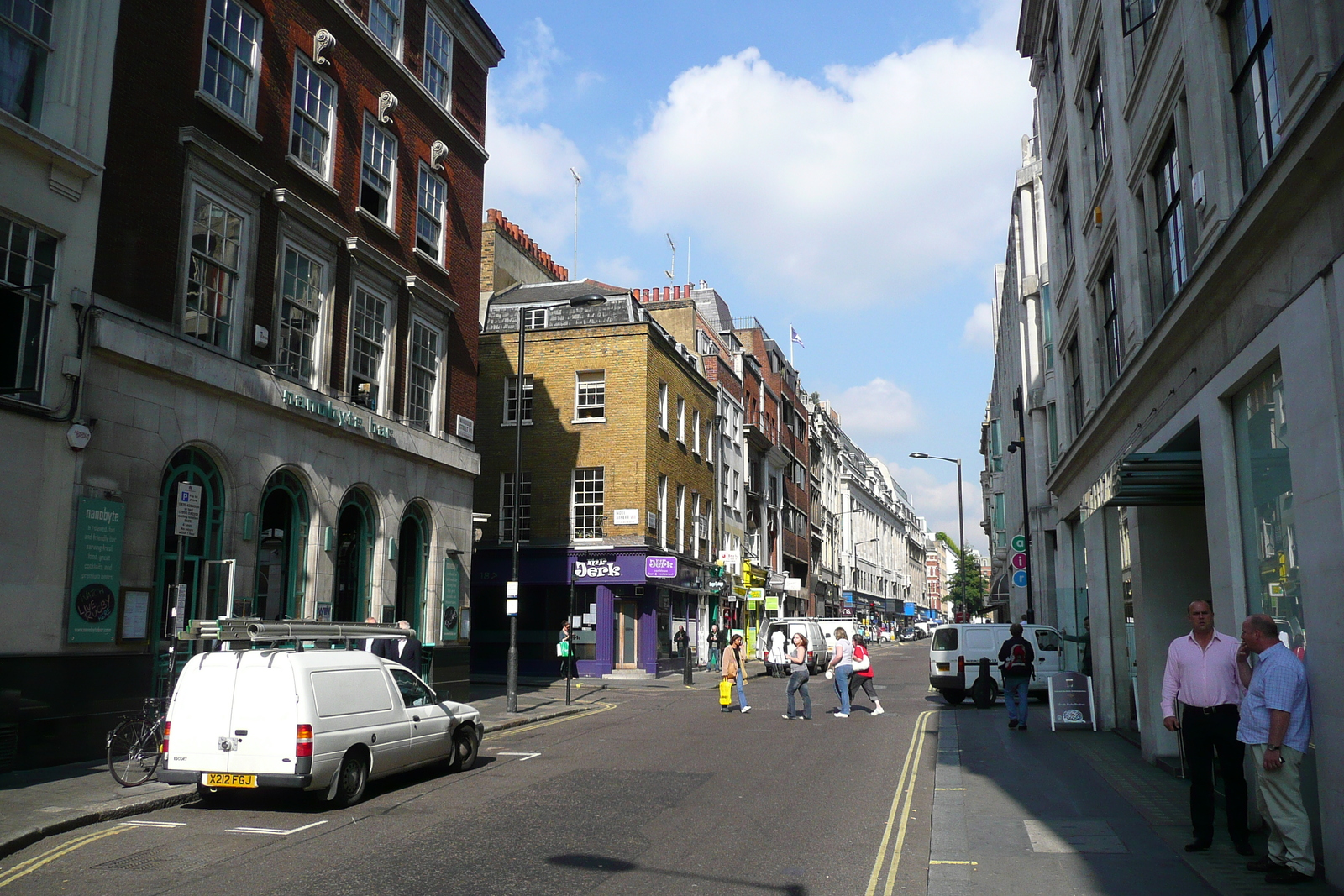 รูปถ่าย อังกฤษ(United Kingdom) ลอนดอน(London) ถนนวอร์ดอร์(Wardour Street) 2007-09 50