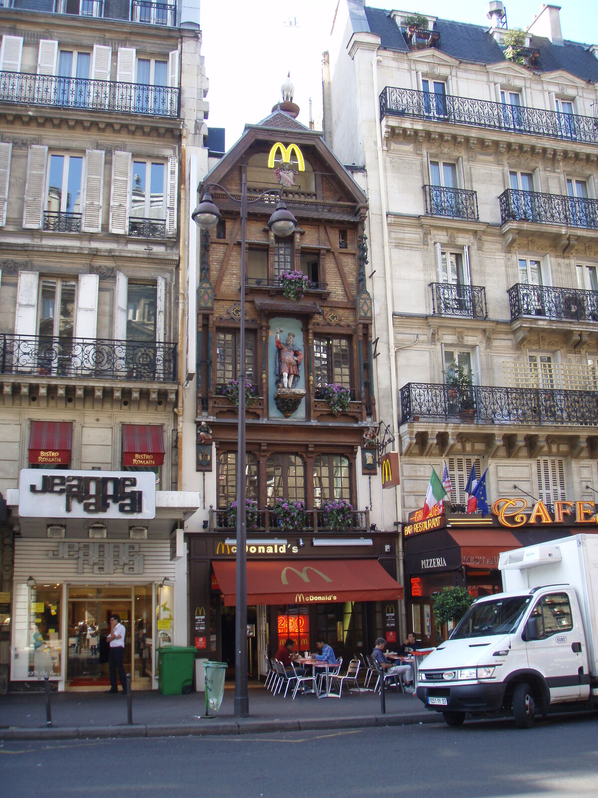 รูปถ่าย ฝรั่งเศส(France) ปารีส(Paris) สถานีรถไฟแซ็ง-ลาซาร์(Gare St Lazare) 2007-07 22