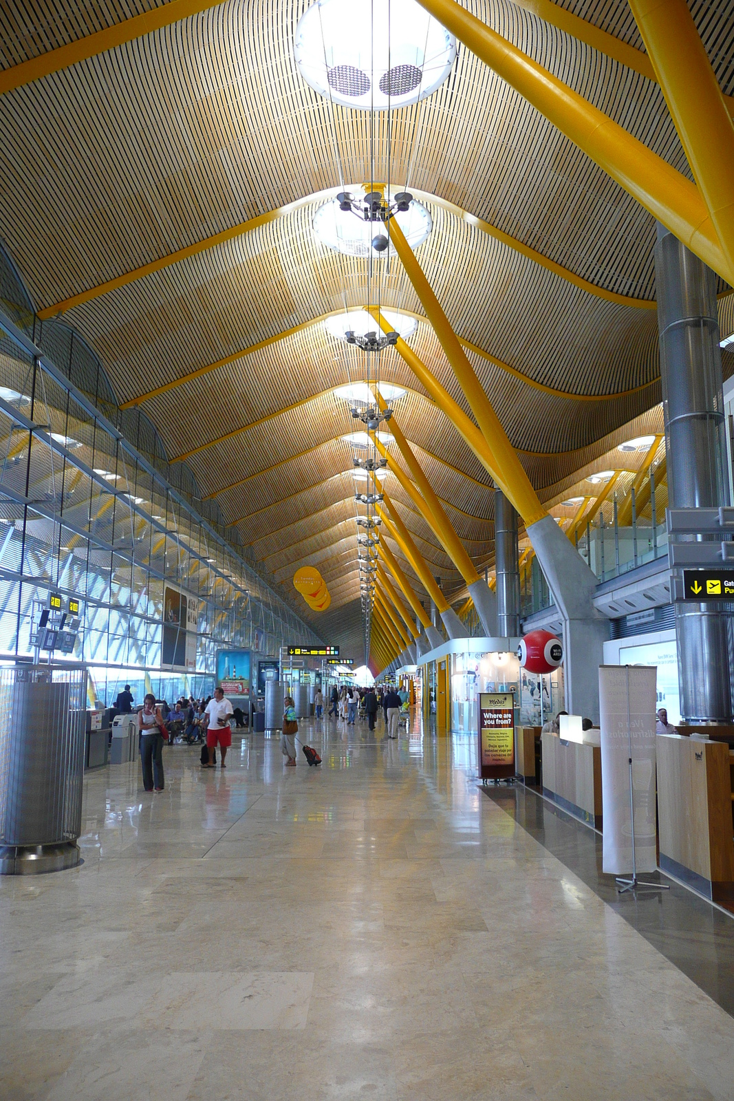 รูปถ่าย สเปน(Spain) มาดริค(Madrid) ท่าอากาศยานบาราคัส(Barajas Airport) 2007-09 52