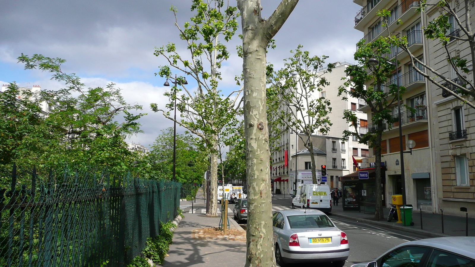 รูปถ่าย ฝรั่งเศส(France) ปารีส(Paris) คุ้มที่ 17 (17th Arrondissement) ถนนแปแรร์(Boulevard Pereire) 2007-05 4