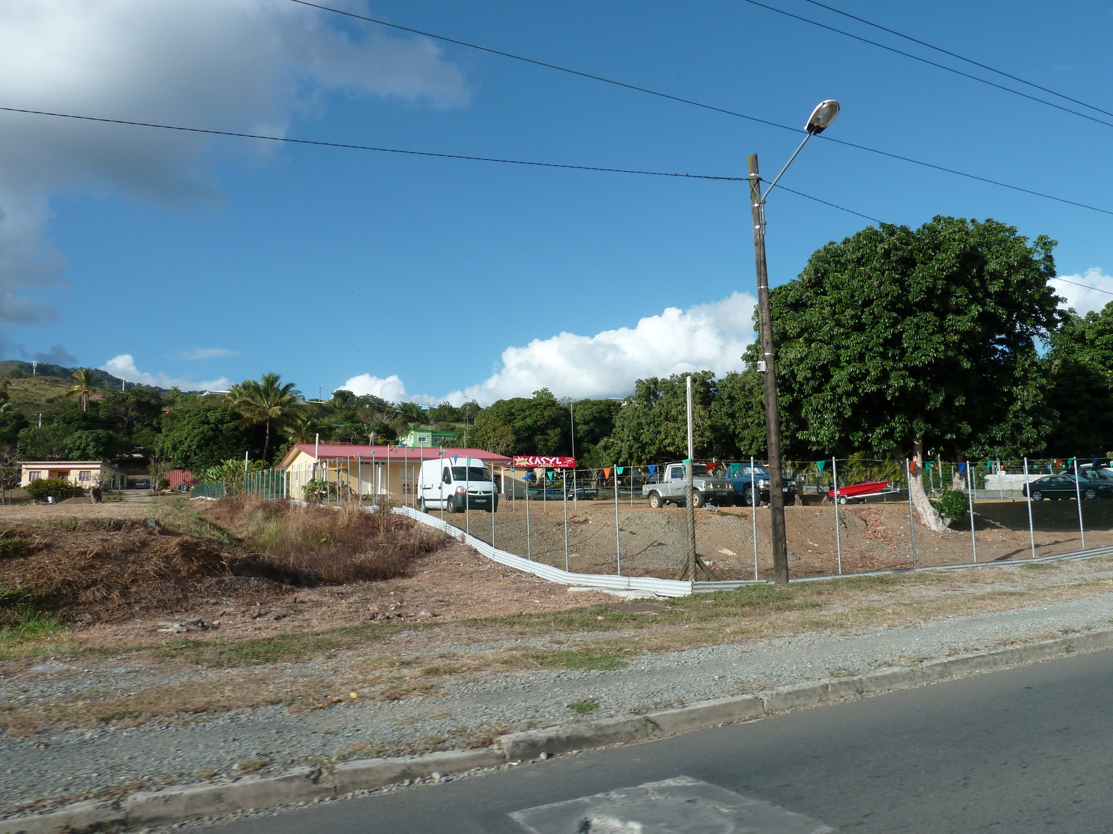 รูปถ่าย นิวแคลิโดเนีย(New Caledonia) ถนนจากกานาลาไปลาฟัว(Canala to La Foa road) 2010-05 40