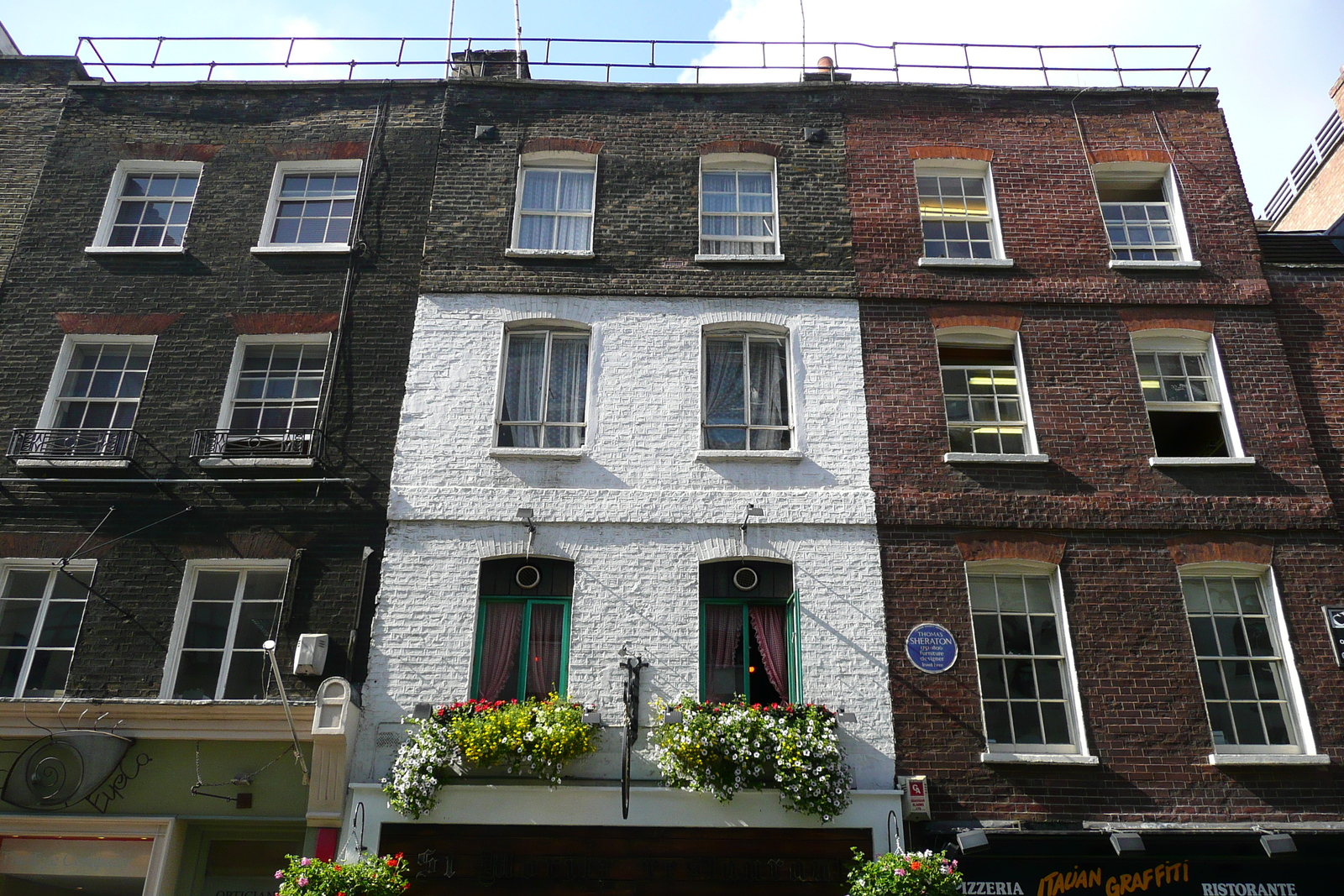 รูปถ่าย อังกฤษ(United Kingdom) ลอนดอน(London) ถนนวอร์ดอร์(Wardour Street) 2007-09 48