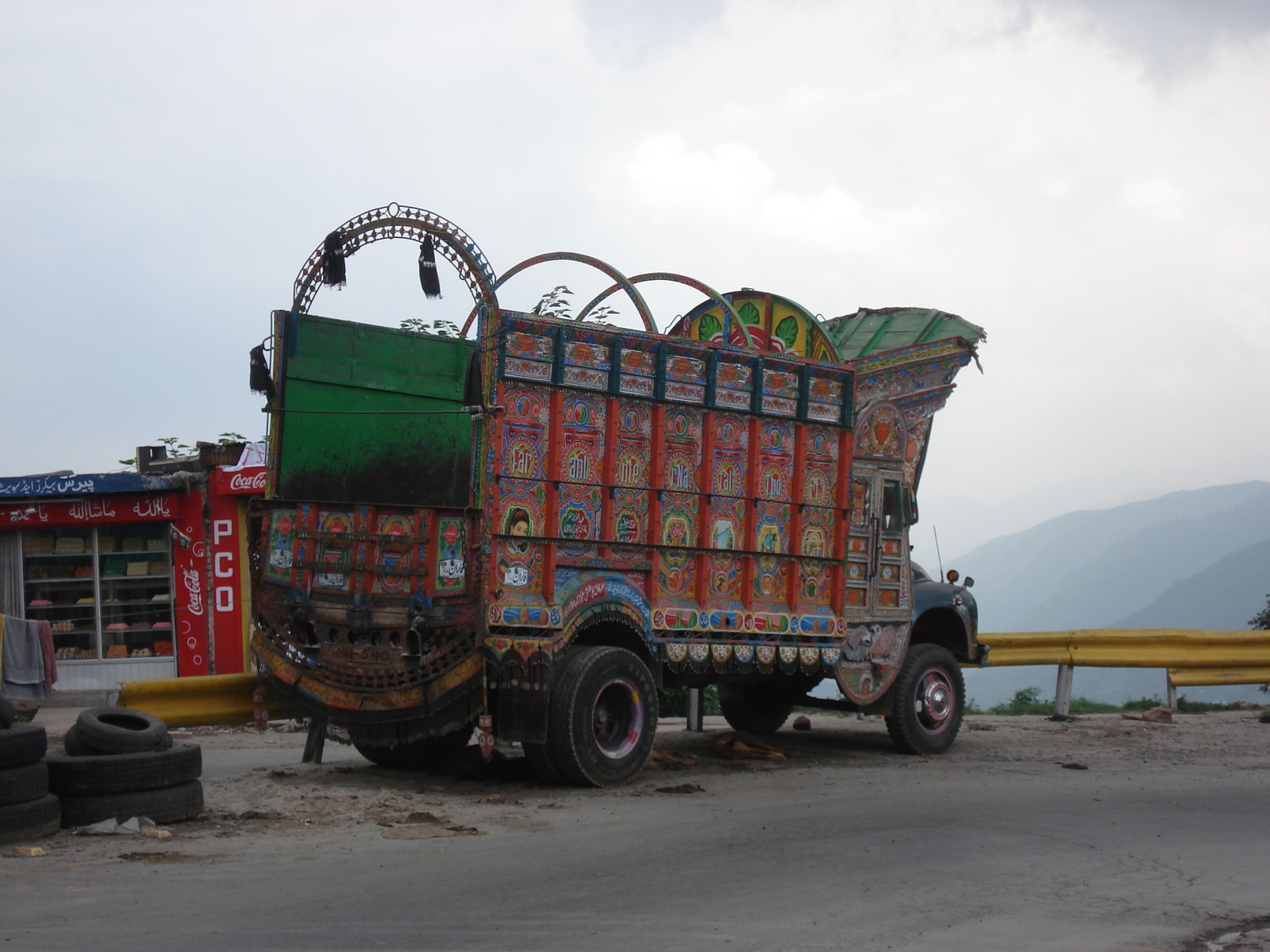 รูปถ่าย ปากีสถาน(Pakistan) ถนนจากอิสลามาบัดไปมัรรี(Islamabad to Murree road) 2006-08 115