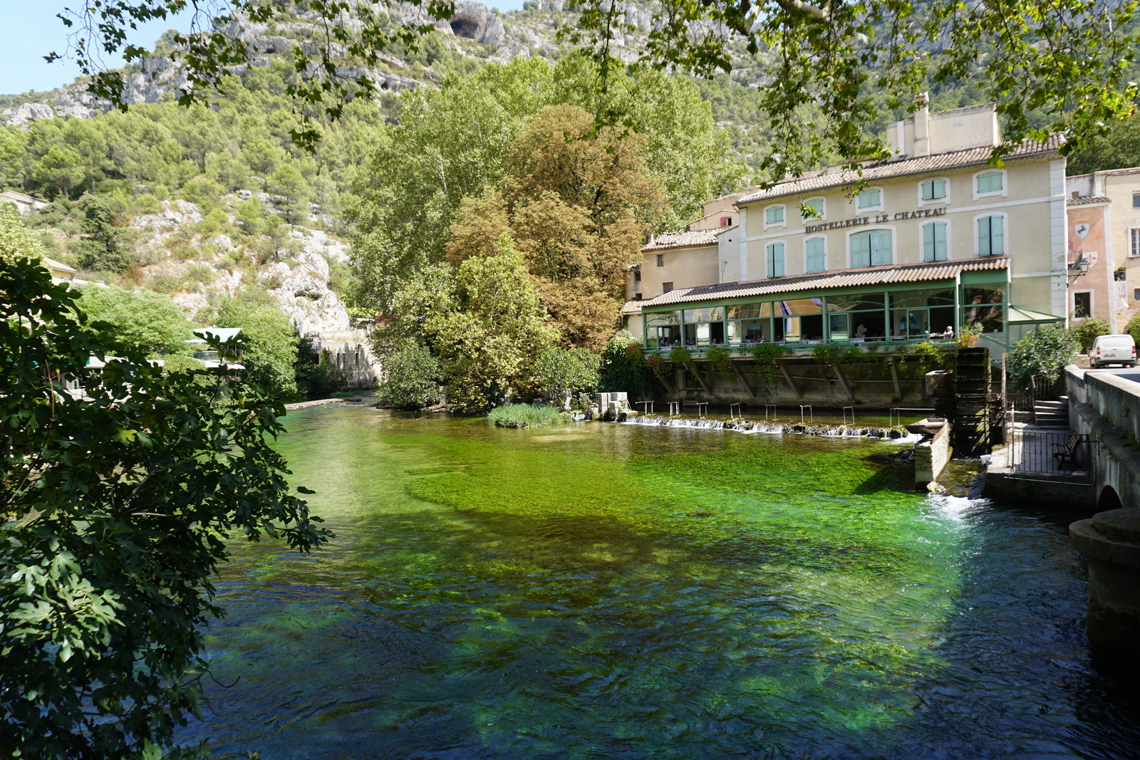 รูปถ่าย ฝรั่งเศส(France) ฟงแตน-เดอ-โวกลูซ(Fontaine-de-Vaucluse) 2017-08 8