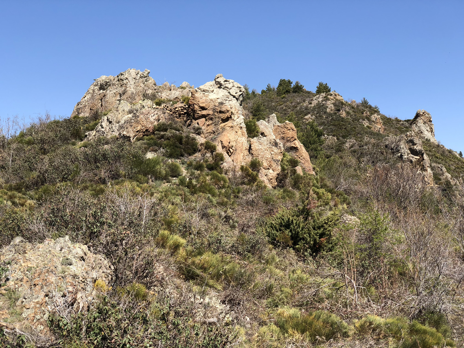 รูปถ่าย ฝรั่งเศส(France) แอบบีแซ็งมาร์แต็งดูกานีกู(Abbaye Saint Martin du Canigou) 2018-04 144