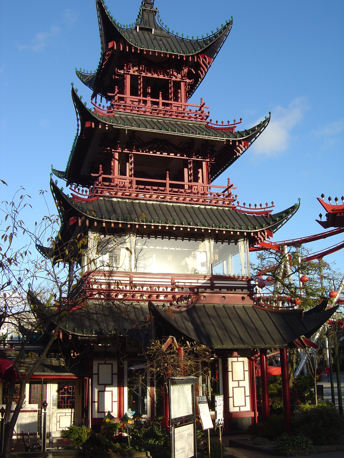 รูปถ่าย เดนมาร์ก(Denmark) โคเปนเฮเกน(Copenhagen) สวนสาธารณะทิโวลี(Tivoli Park) 2004-11 31