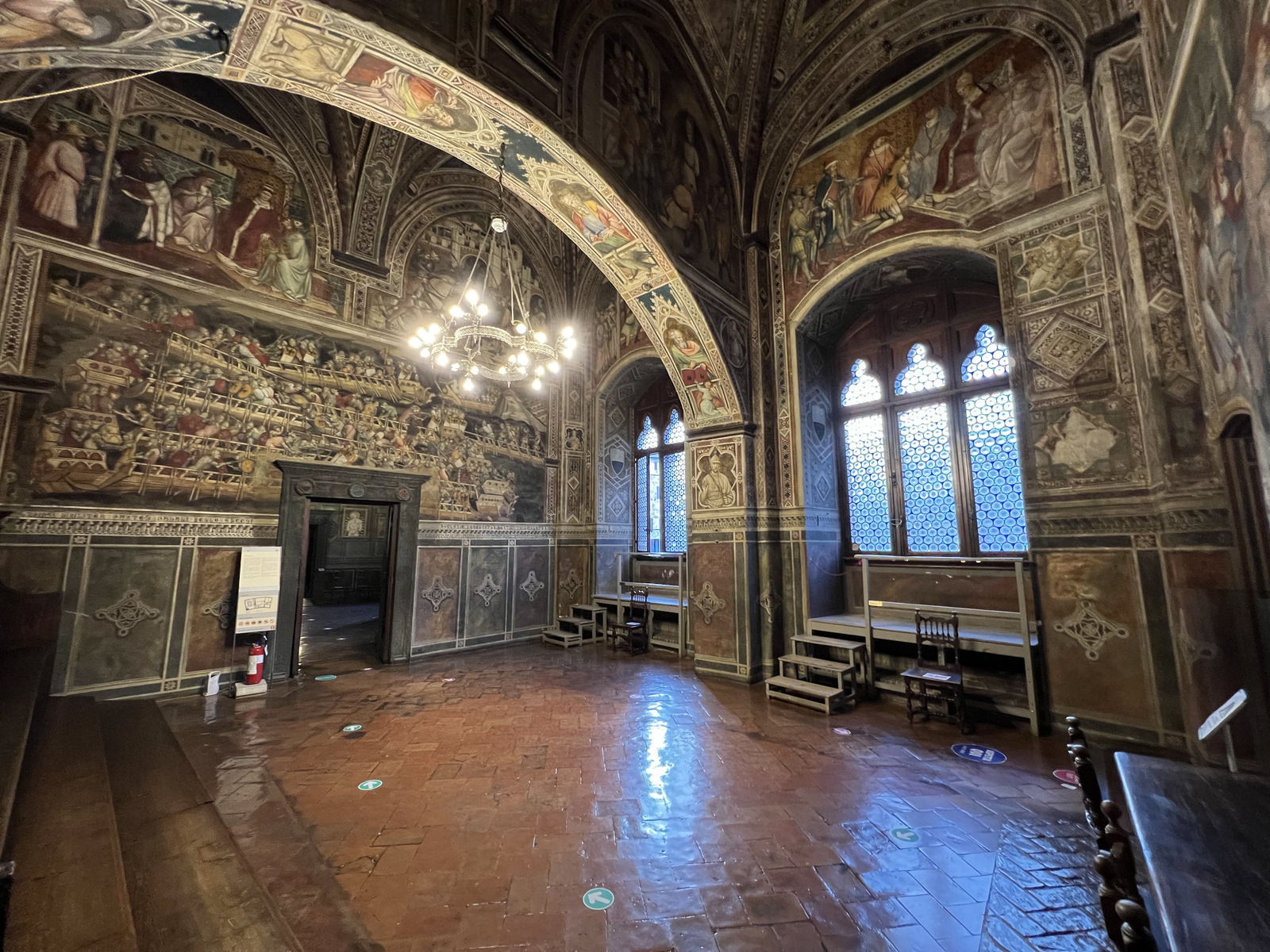 รูปถ่าย อิตาลี(Italy) ซีเอน่า(Siena) วังปุบบลีโก(Palazzo Pubblico) 2021-09 15