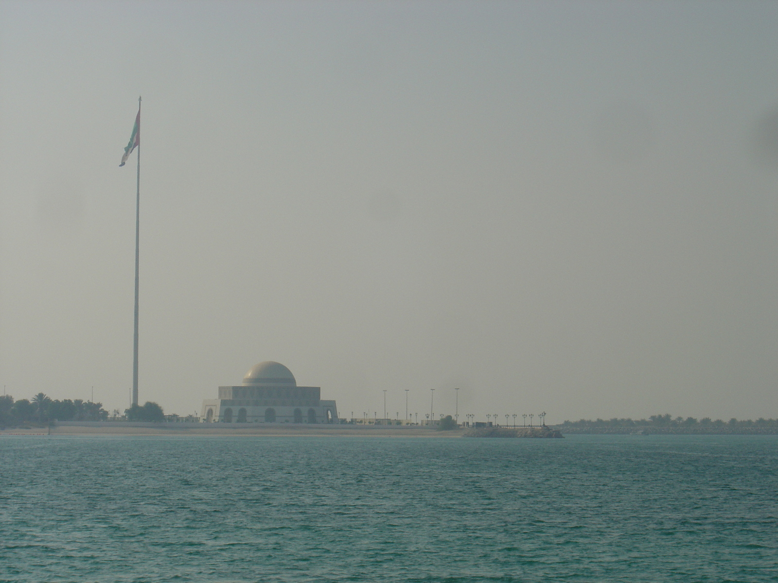 รูปถ่าย สหรัฐอาหรับเอมิเรตส์(United Arab Emirates) อาบูดาบี(Abu Dhabi) 2005-09 19