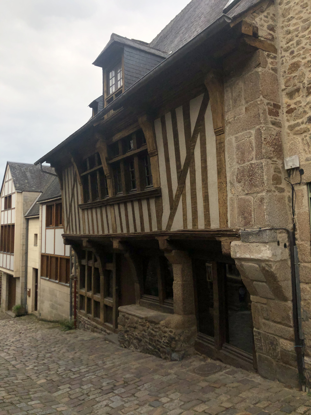 รูปถ่าย ฝรั่งเศส(France) ดีน็อง(Dinan) 2020-06 7