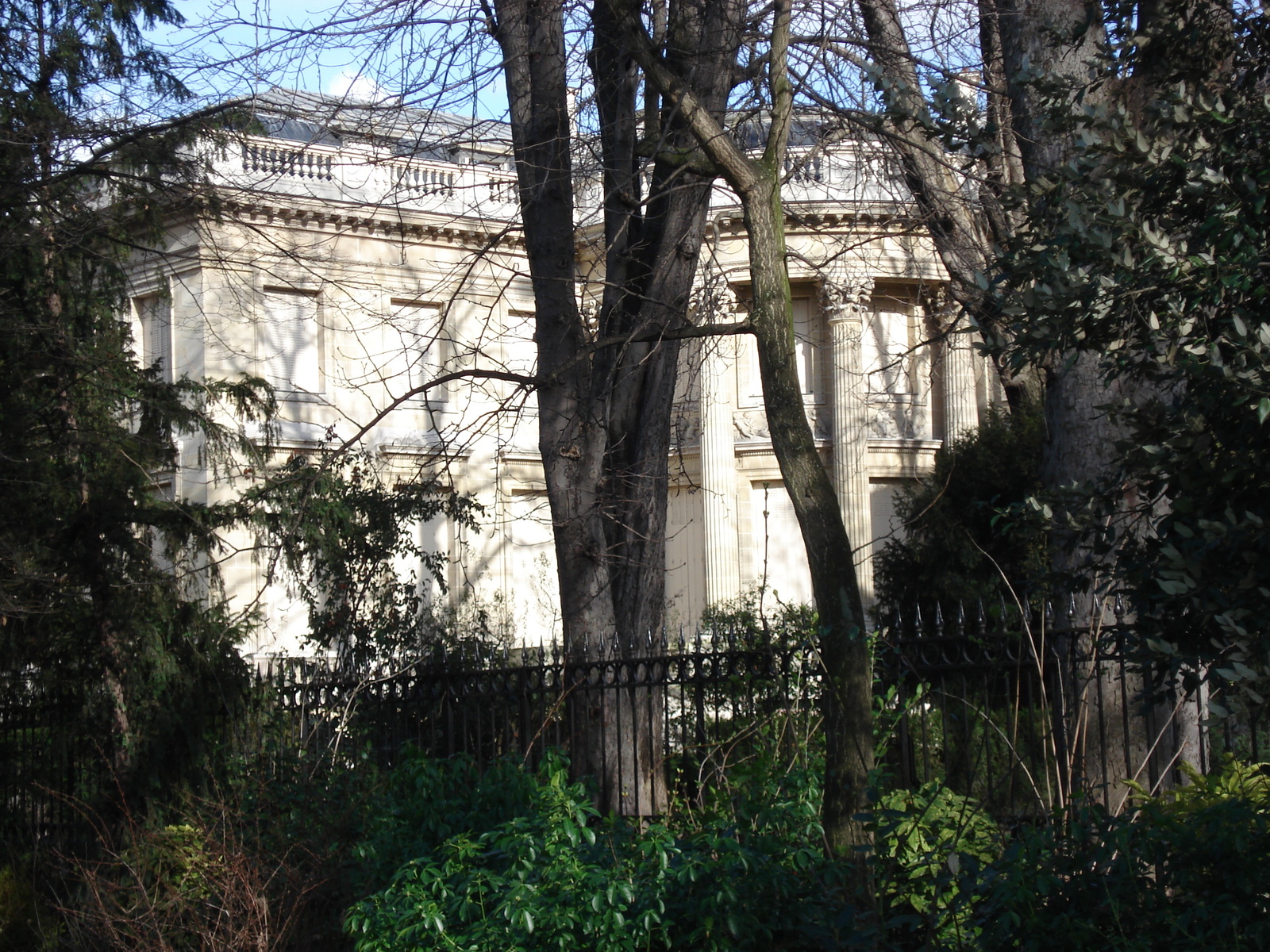 รูปถ่าย ฝรั่งเศส(France) ปารีส(Paris) สวนมงโซ(Monceau Garden) 2006-03 2