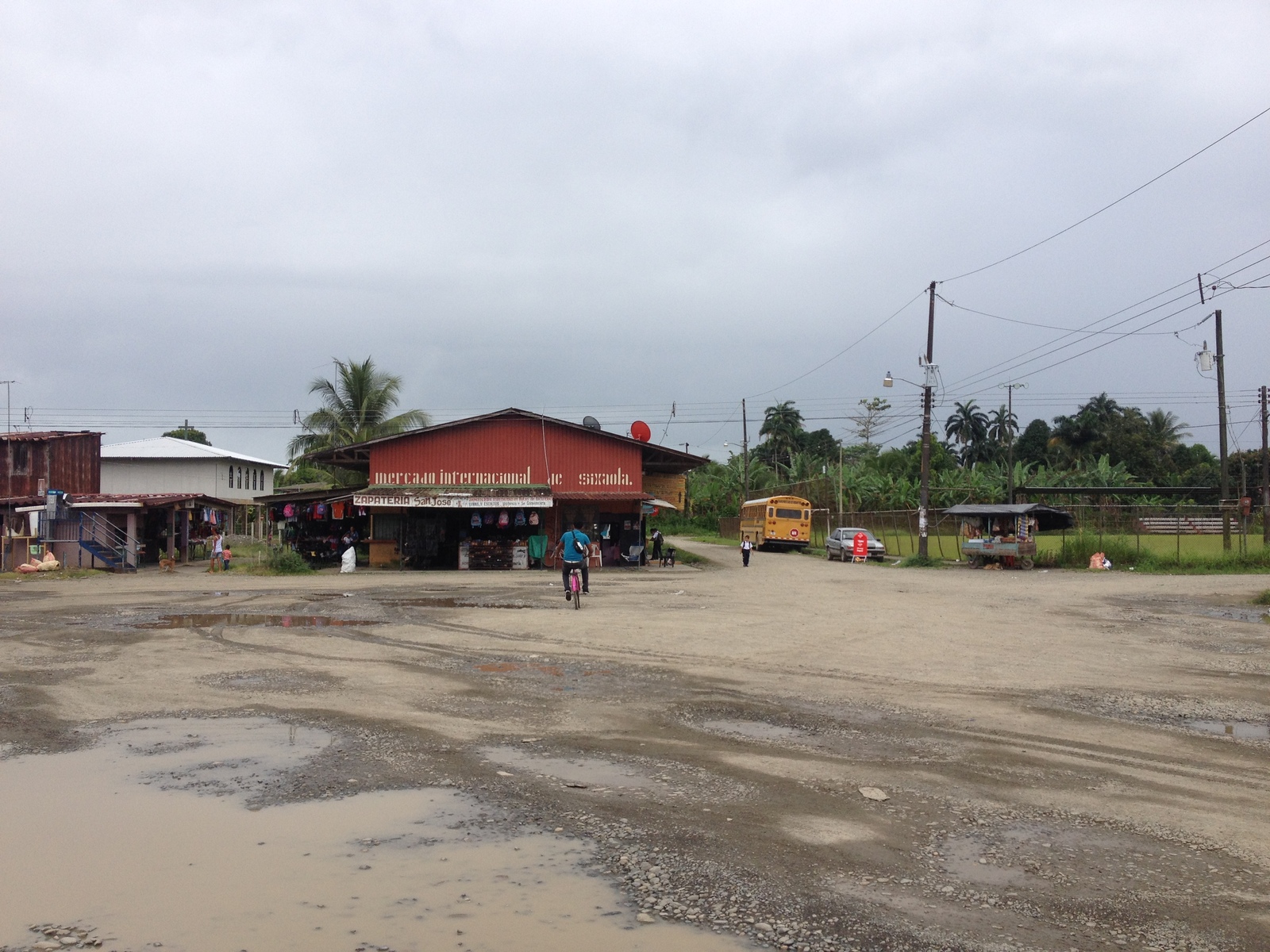 รูปถ่าย คอสตาริกา(Costa Rica) ฝั่งทะเลแคริบเบียน(Caribbean Border) 2015-03 1