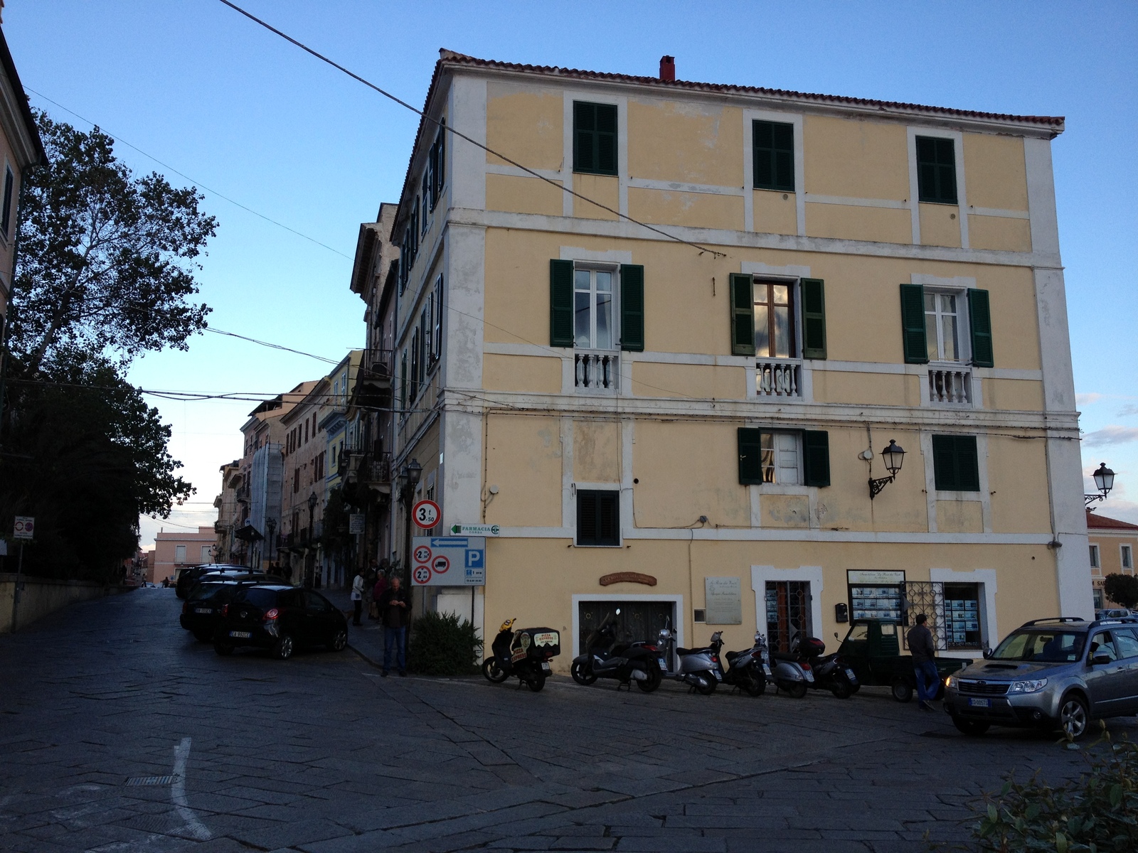 รูปถ่าย อิตาลี(Italy) ลามัดดาเลนา(La Maddalena) 2012-09 57