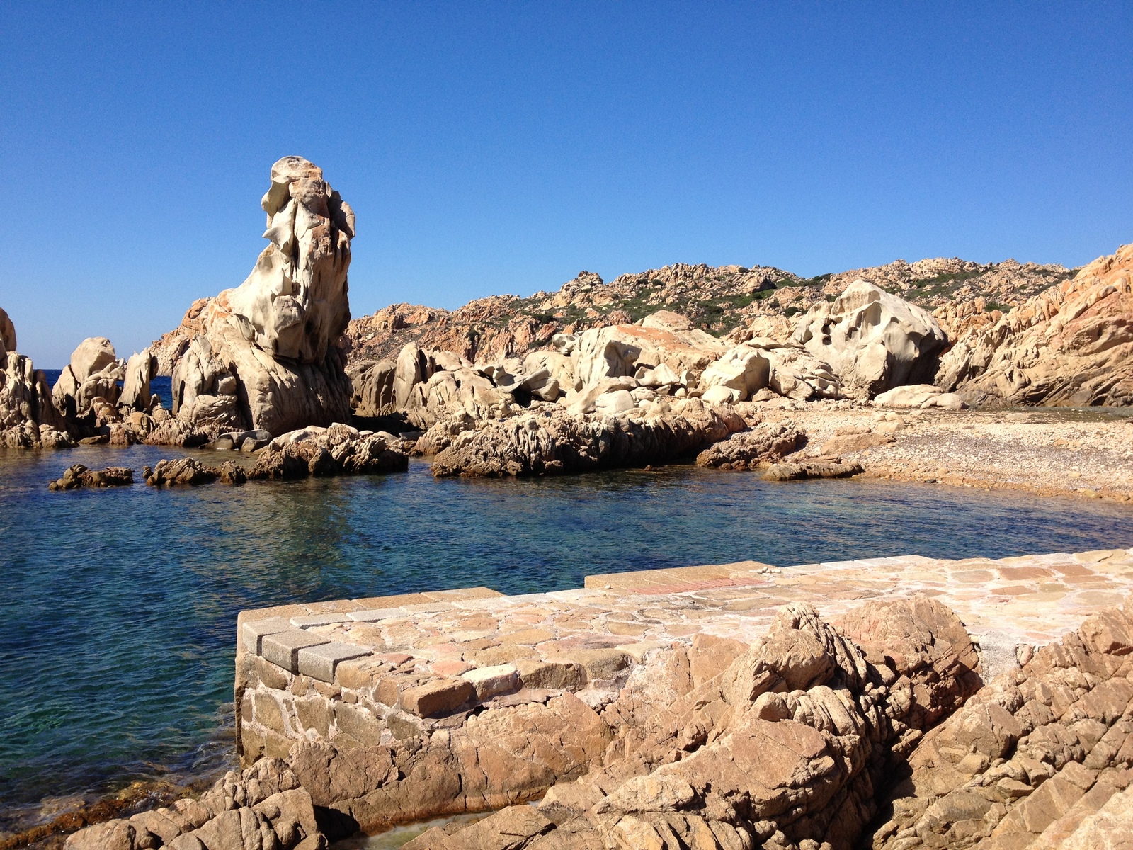 รูปถ่าย อิตาลี(Italy) อ่าวกาลาลุงกา(Cala Lunga) 2012-09 47