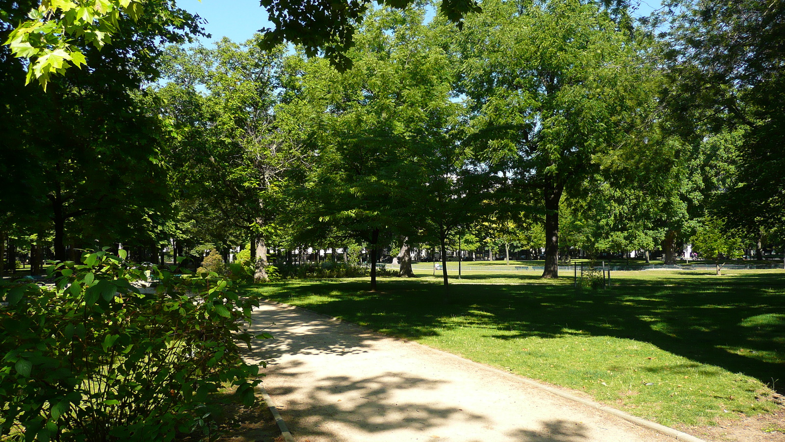 รูปถ่าย ฝรั่งเศส(France) ปารีส(Paris) สวนราเนอลาก(Jardins du Ranelagh) 2007-08 101