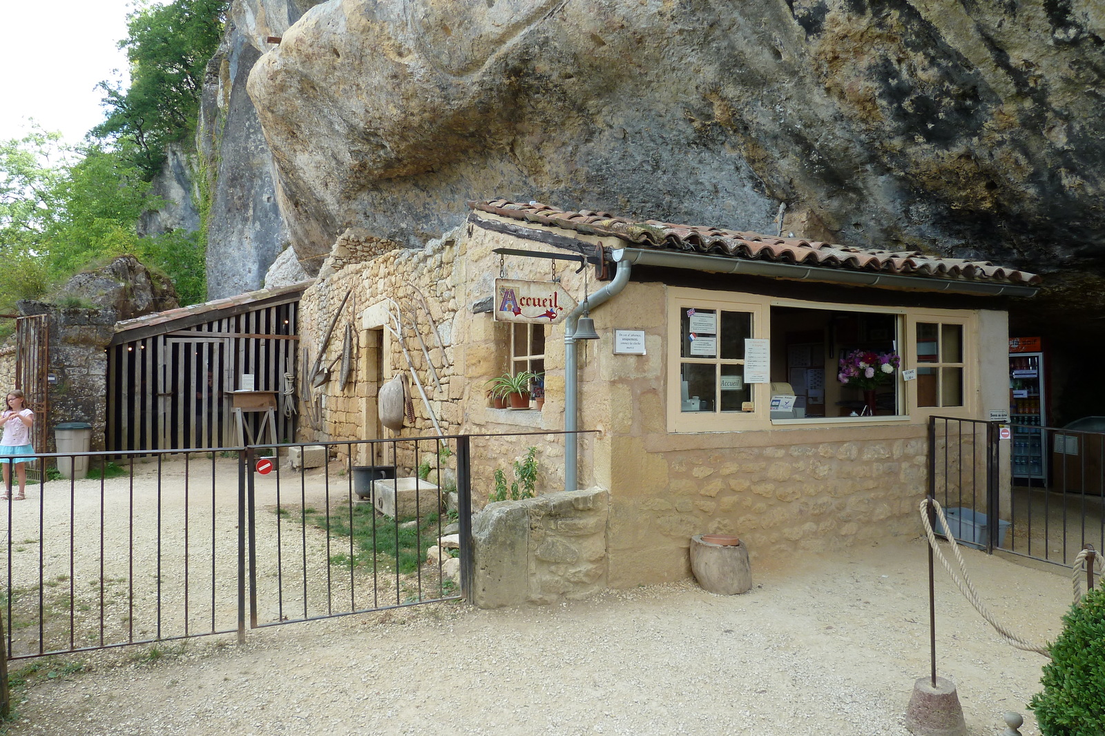 รูปถ่าย ฝรั่งเศส(France) บ้านป้อมเดอเรญัก(Maison Forte de Reignac) 2010-08 27