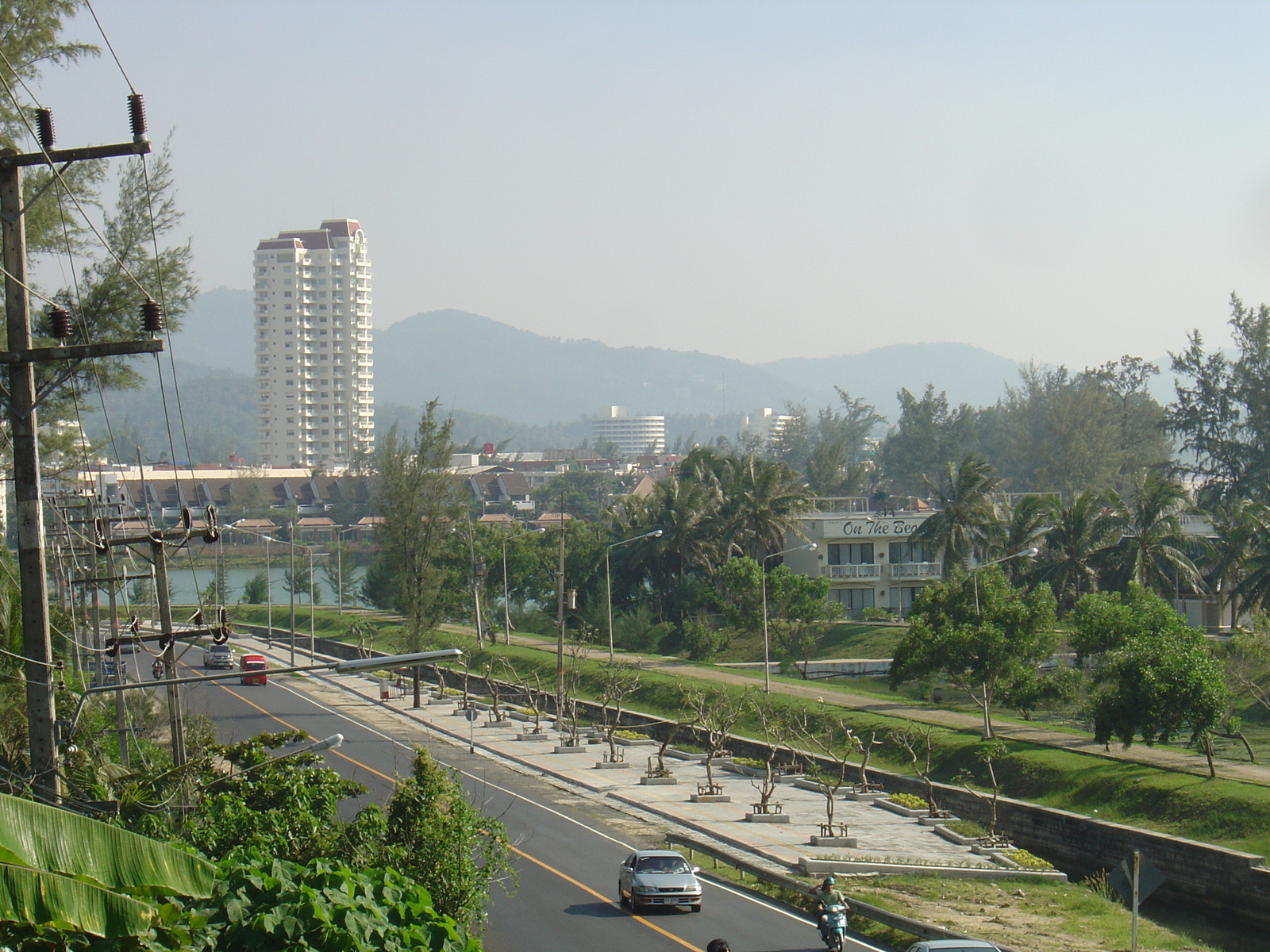 รูปถ่าย ไทย(Thailand) ภูเก็ต(Phuket) หาดกะรน(Karon Beach) 2005-12 35
