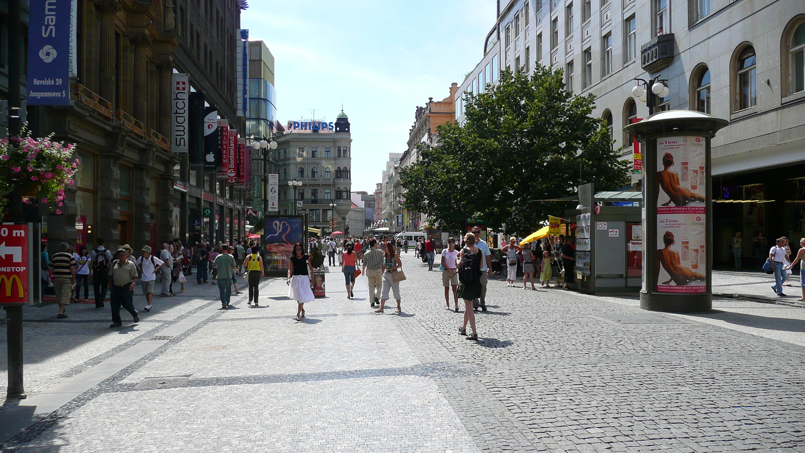 รูปถ่าย สาธารณรัฐเช็ก(Czech Republic) ปราก(Prague) ถนนนาปชีโกพ(Na Prikope) 2007-07 37
