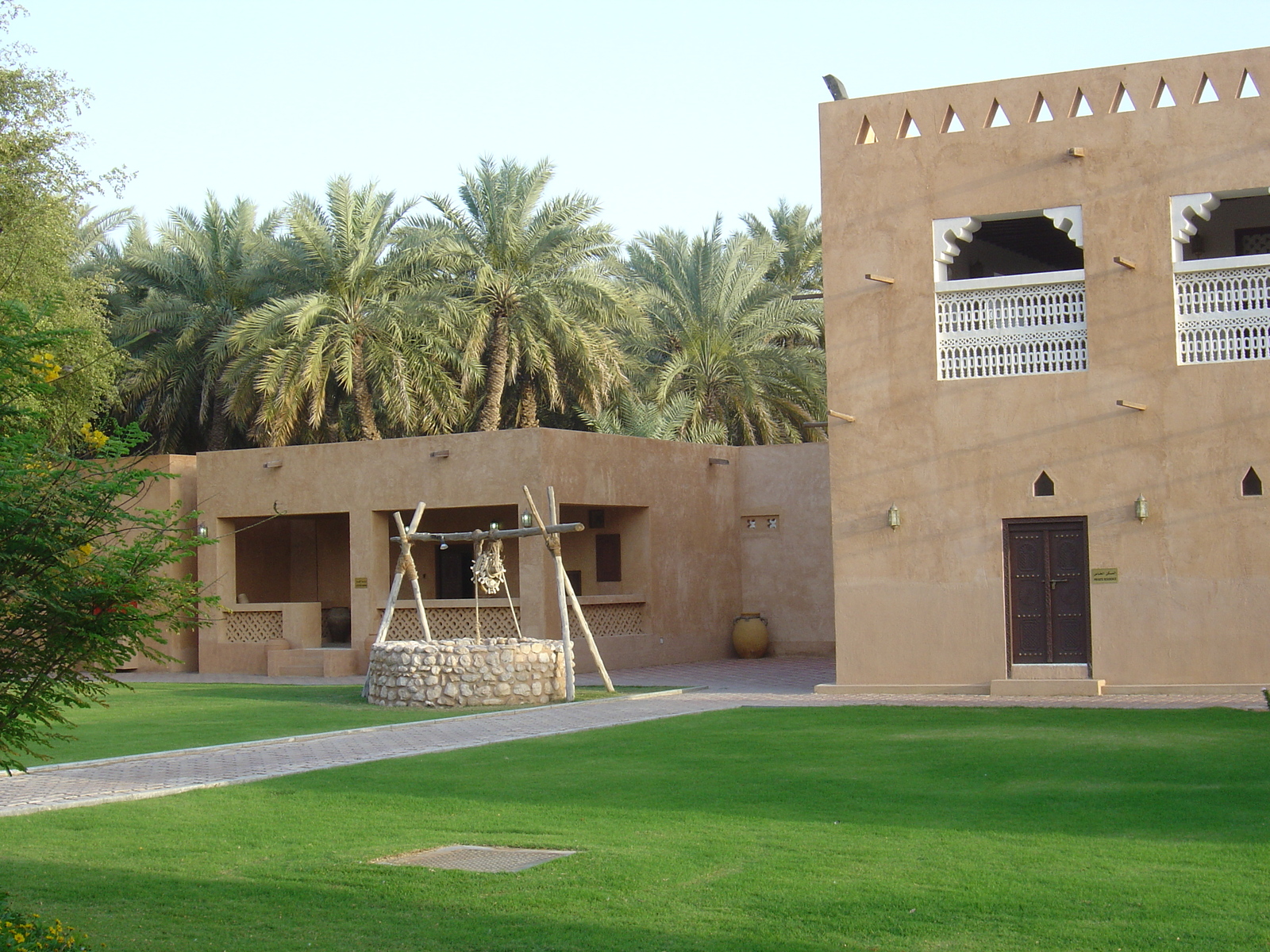 รูปถ่าย สหรัฐอาหรับเอมิเรตส์(United Arab Emirates) อาเลอิน(Al Ain) พิพิธภัณฑ์พระราชวัง(Palace Museum) 2005-03 9