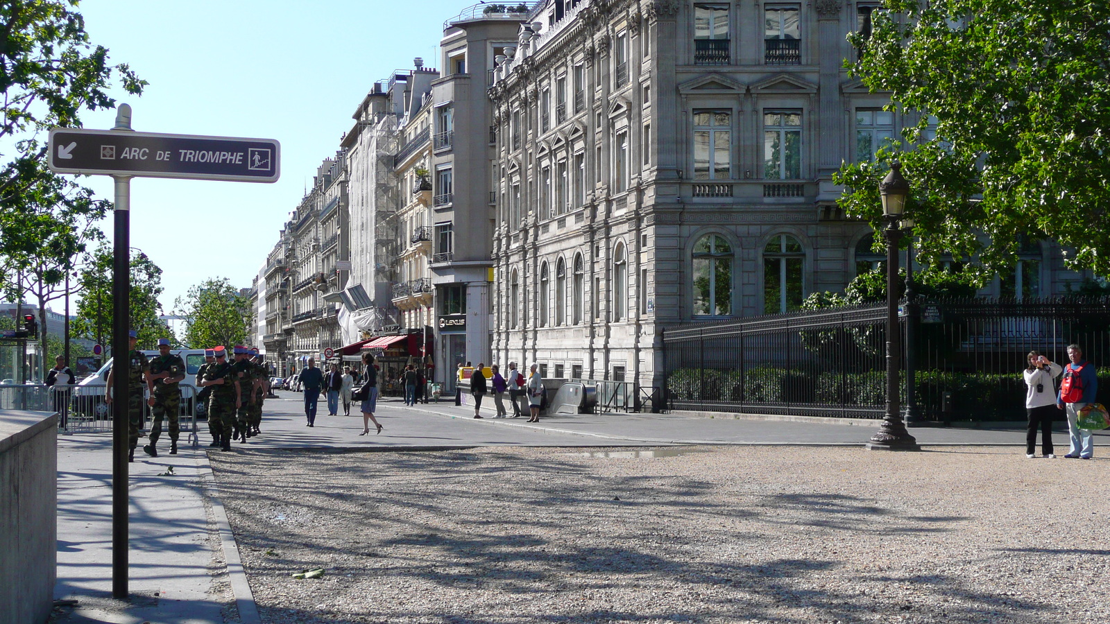 รูปถ่าย ฝรั่งเศส(France) ปารีส(Paris) ประตูชัย(Etoile and Arc de Triomphe) 2007-05 142
