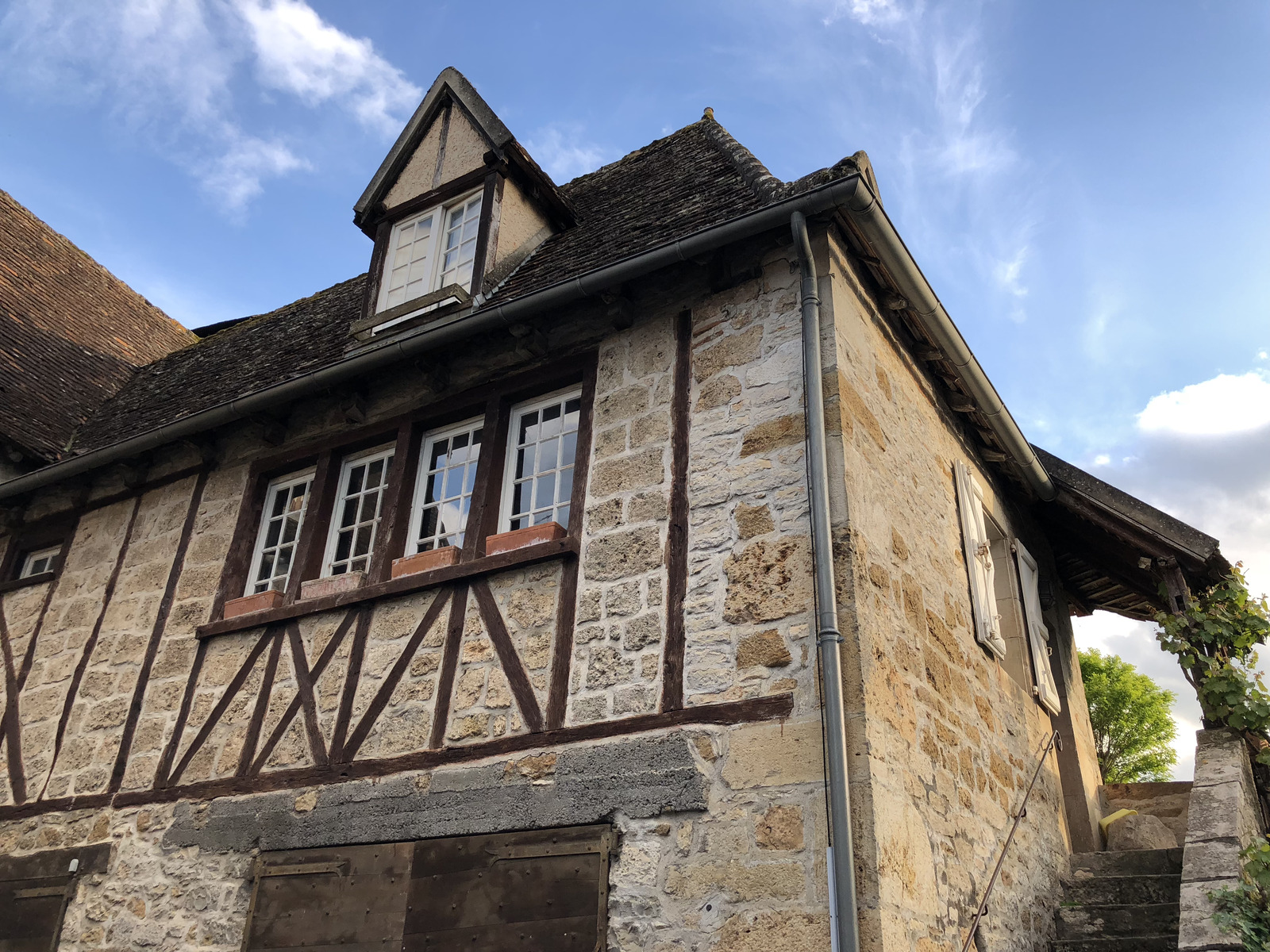 รูปถ่าย ฝรั่งเศส(France) กาเรนนัก(Carennac) 2018-04 98
