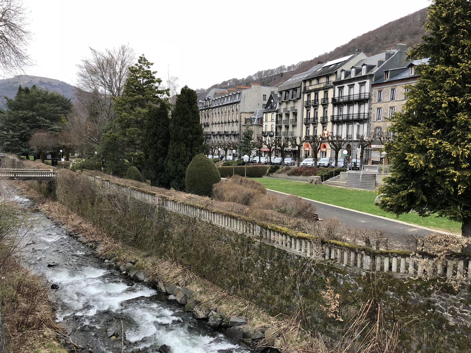 รูปถ่าย ฝรั่งเศส(France) เลอมงดอร์(Le mont dore) 2018-04 2