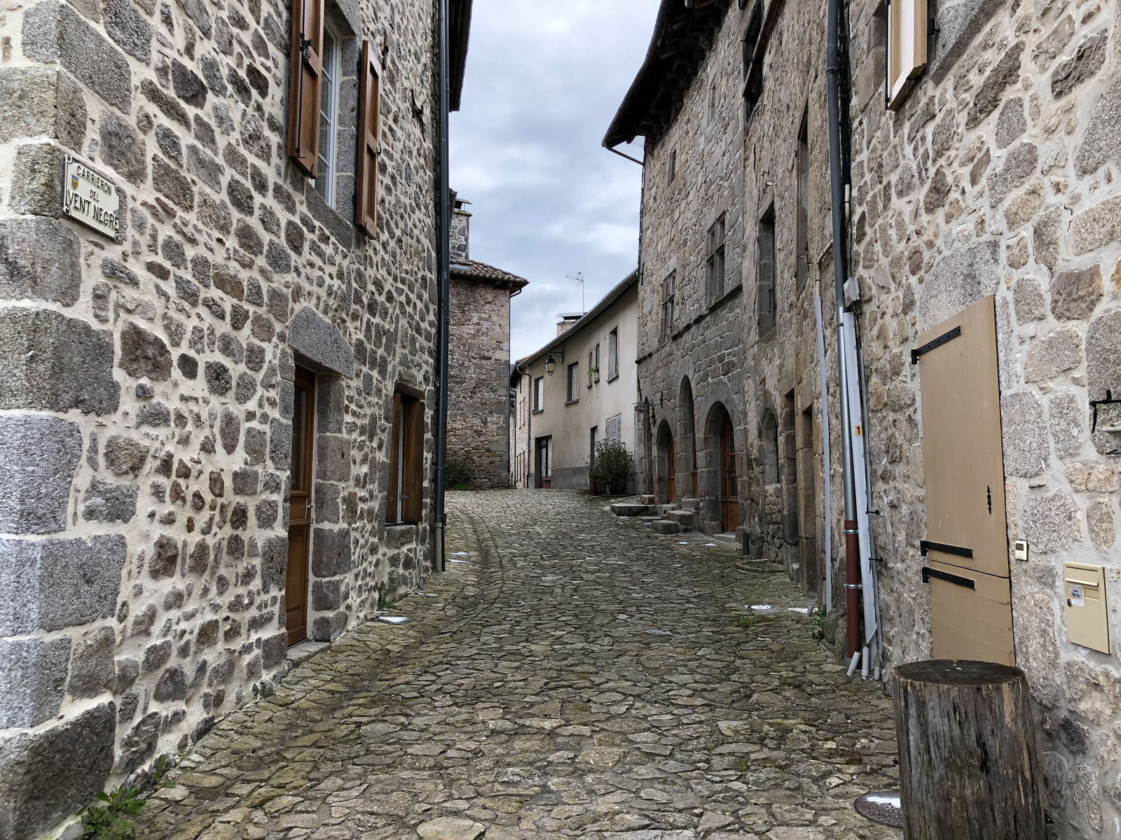 รูปถ่าย ฝรั่งเศส(France) มาร์กอแลส(Marcoles) 2018-04 19