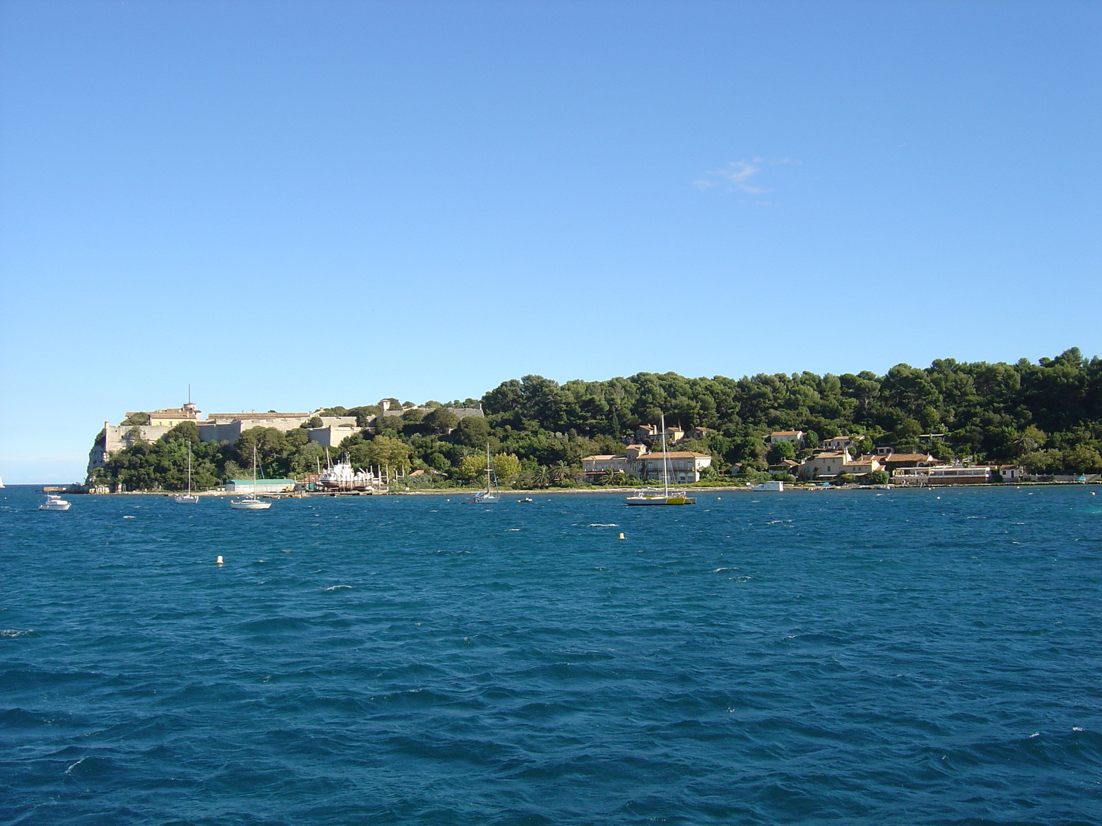 รูปถ่าย ฝรั่งเศส(France) คานส์(Cannes) เกาะแซ็งต์-มาร์เกอริต(Sainte Marguerite) 2005-10 26