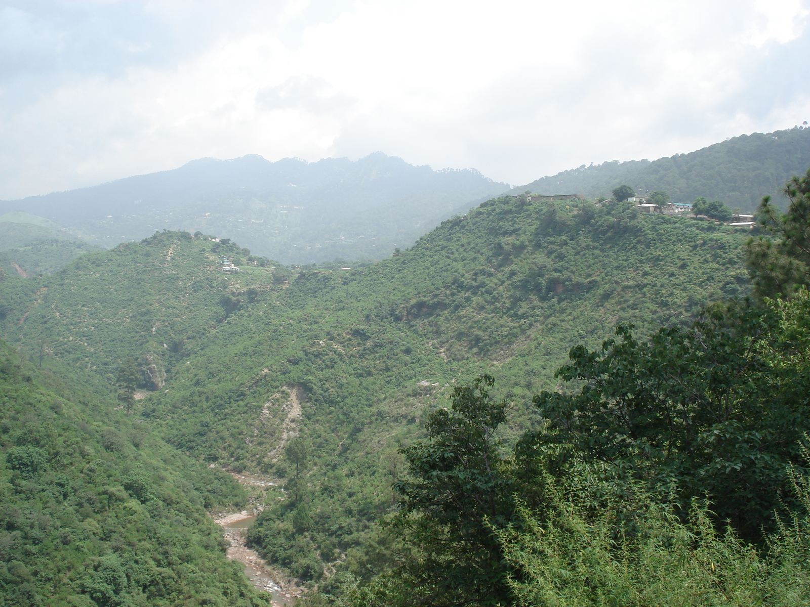 รูปถ่าย ปากีสถาน(Pakistan) ถนนจากอิสลามาบัดไปมัรรี(Islamabad to Murree road) 2006-08 50