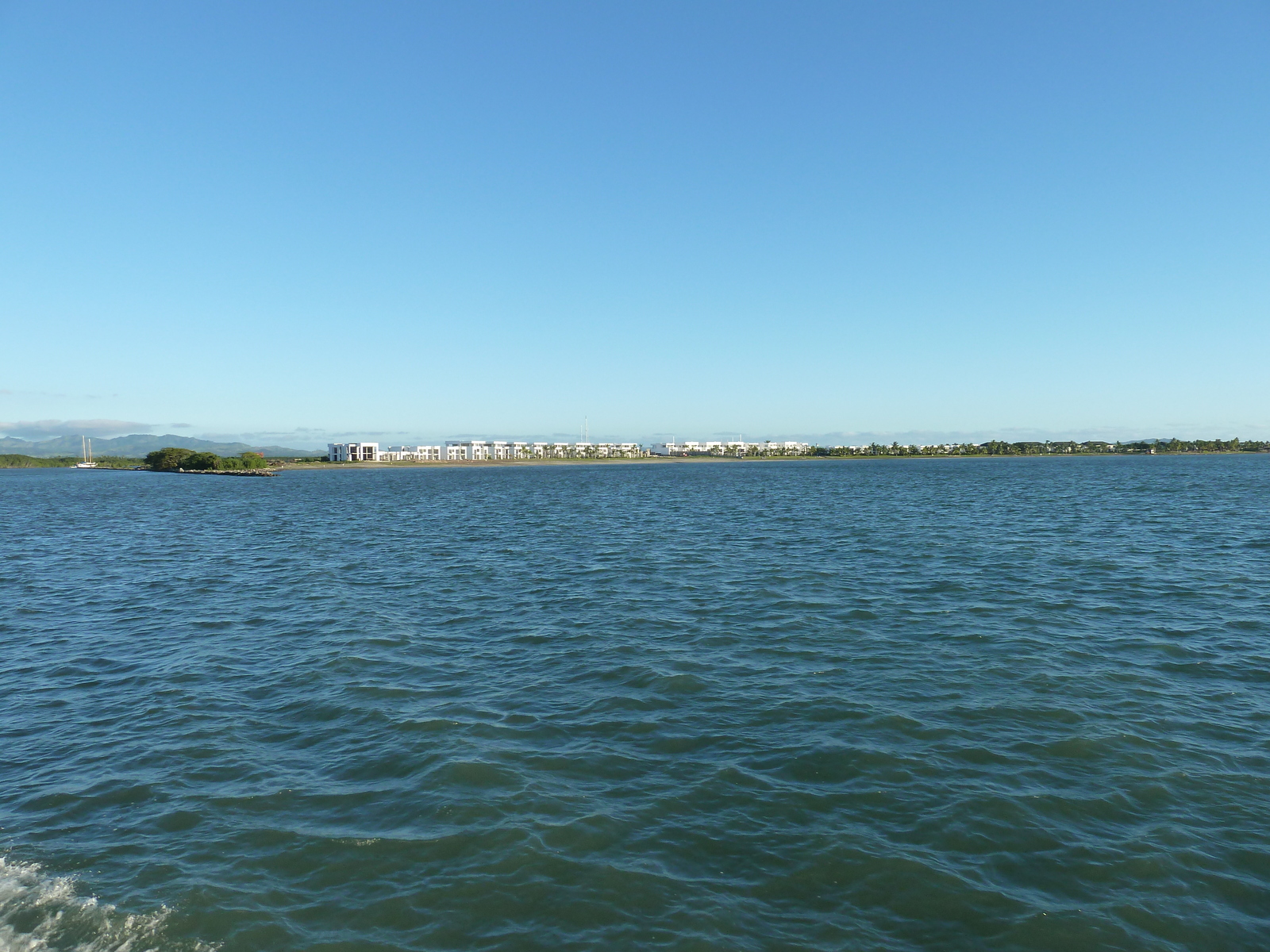 รูปถ่าย ฟิจิ(Fiji) ท่าเรือเดนาเรา(Port Denarau) 2010-05 53