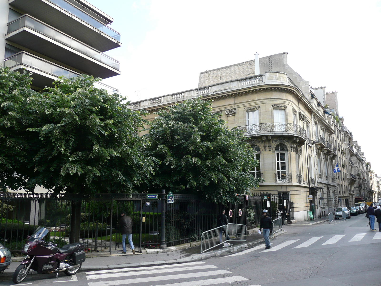 รูปถ่าย ฝรั่งเศส(France) ปารีส(Paris) ถนนฟอช(Avenue Foch) 2007-06 167
