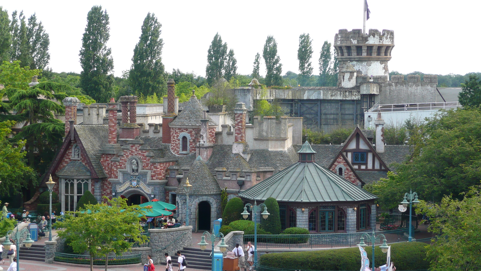 รูปถ่าย ฝรั่งเศส(France) ดิสนีย์แลนด์ปารีส(Disneyland Paris) เขาวงกตอลิซ(Alice Labyrinth) 2007-07 23