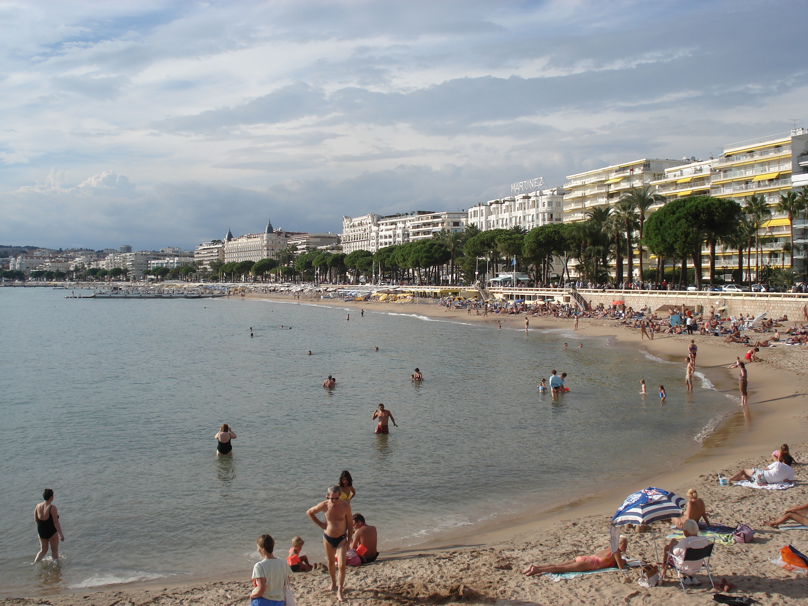 รูปถ่าย ฝรั่งเศส(France) คานส์(Cannes) 2006-09 25