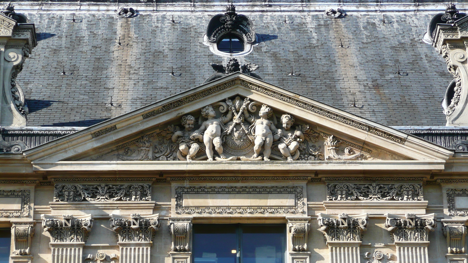 รูปถ่าย ฝรั่งเศส(France) ปารีส(Paris) ลูฟว์(Louvre) ด้านหน้าพระราชวังลูฟวร์ริมแม่น้ำ(Riverside facade of Louvre) 2007-07 69