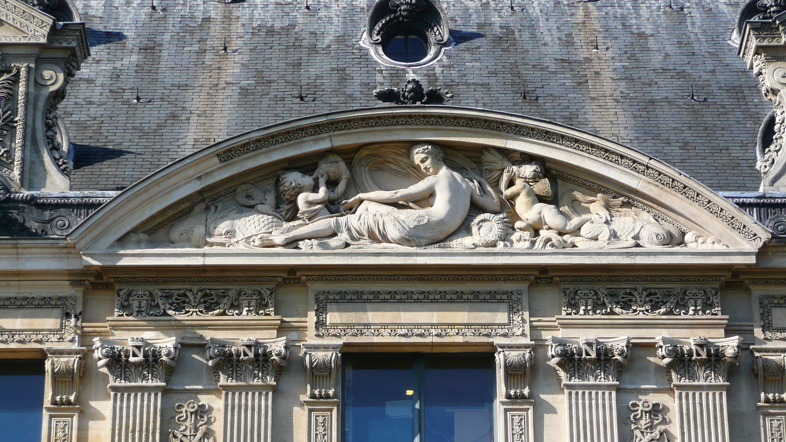 รูปถ่าย ฝรั่งเศส(France) ปารีส(Paris) ลูฟว์(Louvre) ด้านหน้าพระราชวังลูฟวร์ริมแม่น้ำ(Riverside facade of Louvre) 2007-07 74