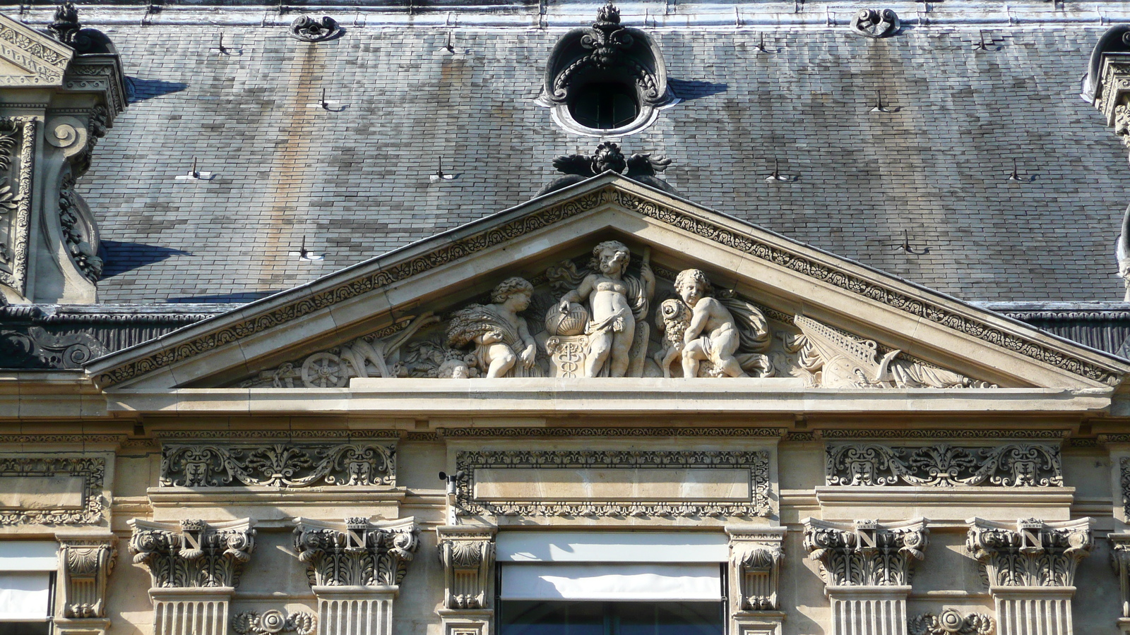 รูปถ่าย ฝรั่งเศส(France) ปารีส(Paris) ลูฟว์(Louvre) ด้านหน้าพระราชวังลูฟวร์ริมแม่น้ำ(Riverside facade of Louvre) 2007-07 70