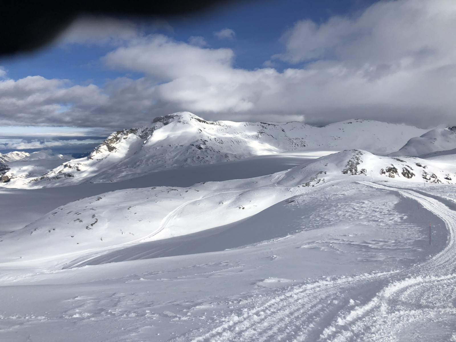 รูปถ่าย สวิสเซอร์แลนด์(Switzerland) ครองส์-มงตานา(Crans Montana) 2020-12 532