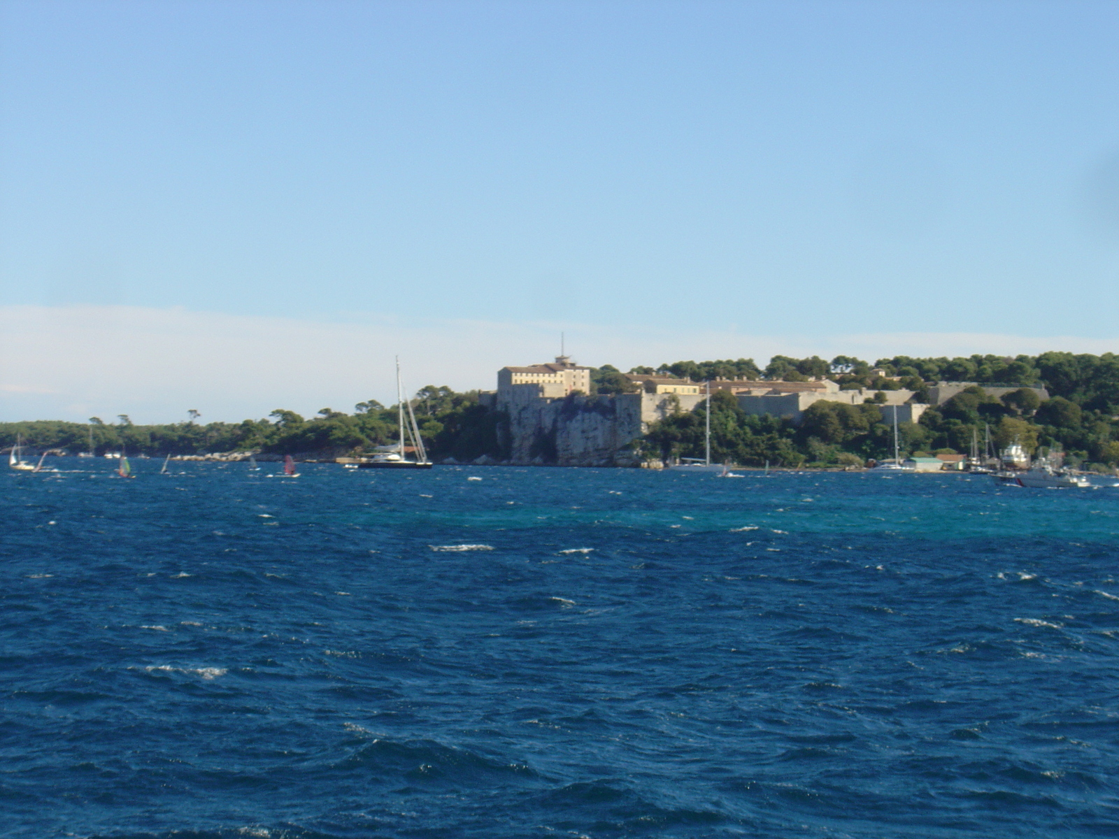 รูปถ่าย ฝรั่งเศส(France) คานส์(Cannes) เกาะแซ็งต์-มาร์เกอริต(Sainte Marguerite) 2005-10 29