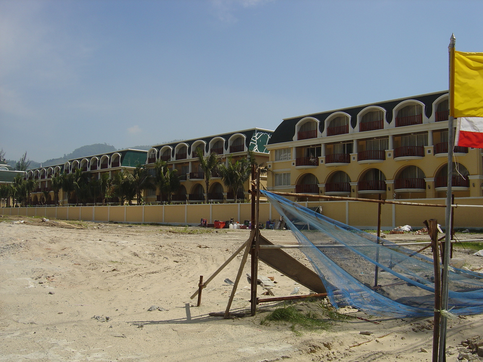 รูปถ่าย ไทย(Thailand) ภูเก็ต(Phuket) ป่าตอง(Patong) หาดทราย(Beach) 2005-12 2