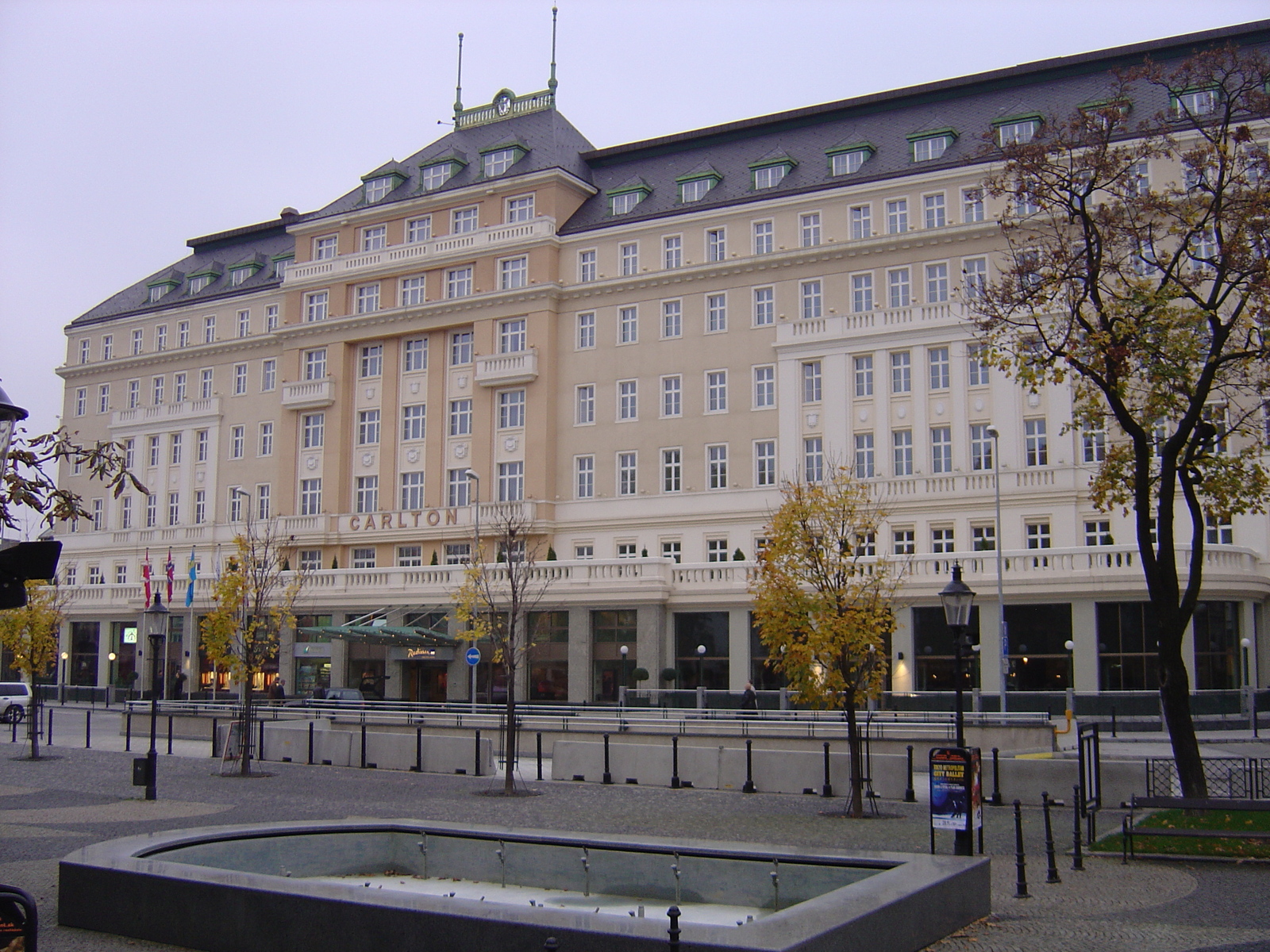 รูปถ่าย สโลวะเกีย(Slovakia) บราทิสลาวา(Bratislava) 2004-11 11