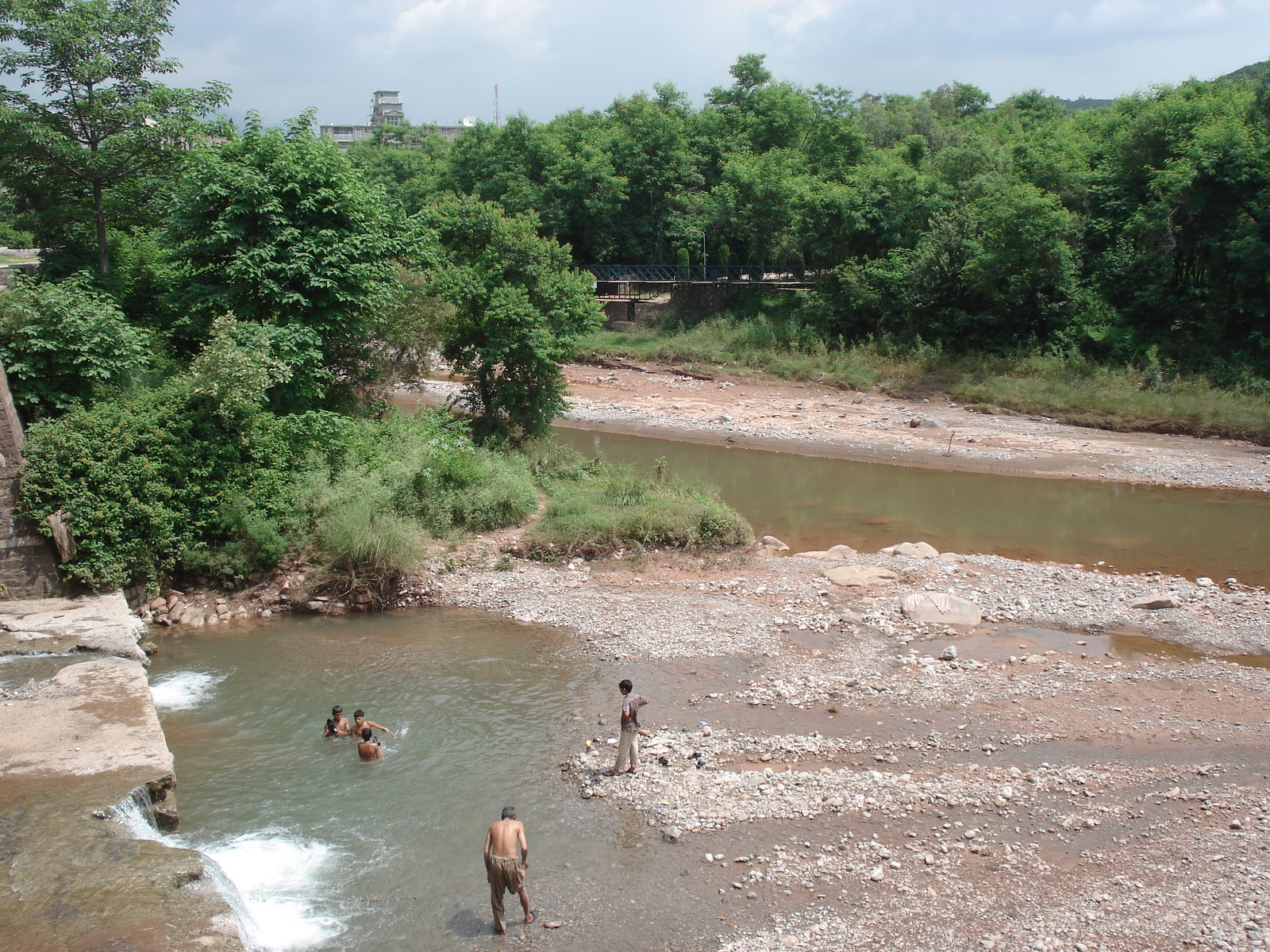 รูปถ่าย ปากีสถาน(Pakistan) ถนนจากอิสลามาบัดไปมัรรี(Islamabad to Murree road) 2006-08 75
