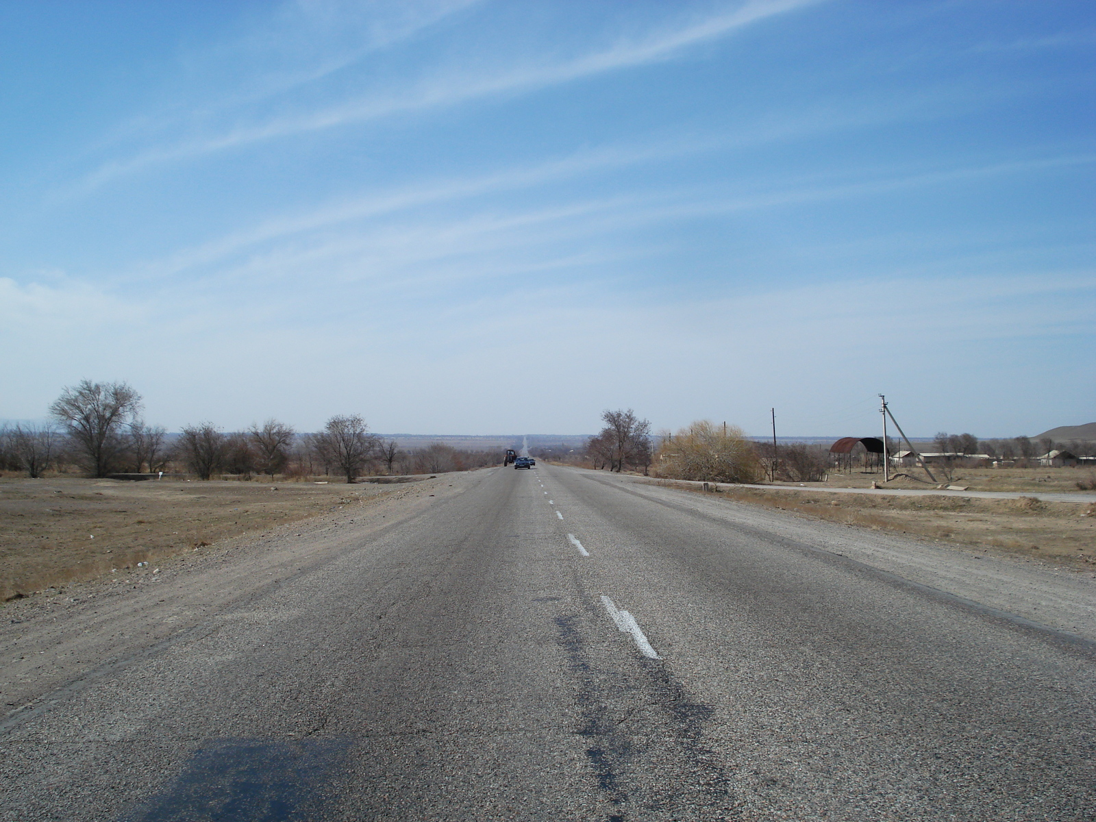 รูปถ่าย คาซัคสถาน(Kazakhstan) ถนนจากอัลมาตีไปหุบผาชารึน(Almaty to Charyn Canyon road) 2007-03 98
