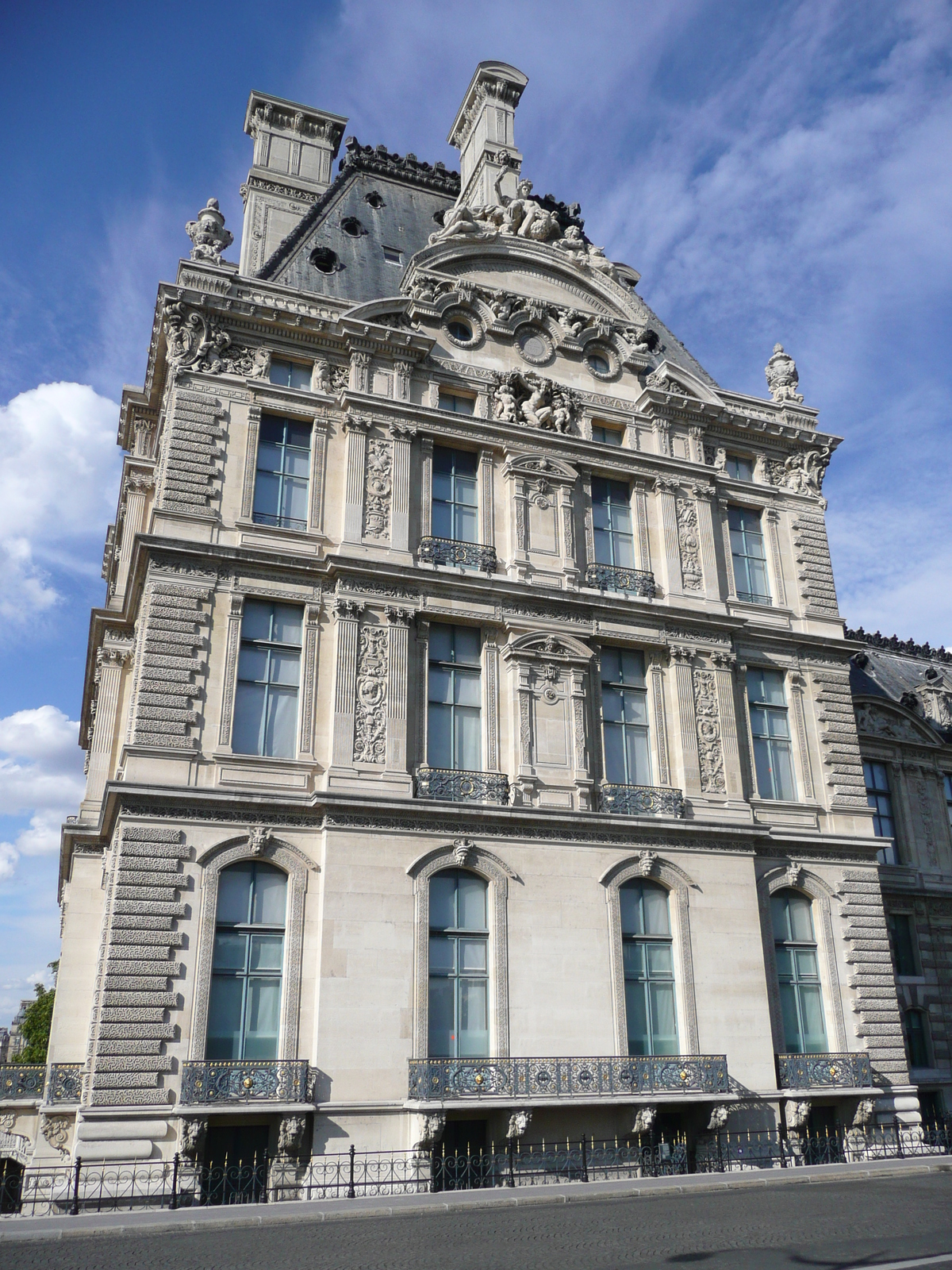 รูปถ่าย ฝรั่งเศส(France) ปารีส(Paris) ลูฟว์(Louvre) ด้านหน้าพระราชวังลูฟวร์ริมแม่น้ำ(Riverside facade of Louvre) 2007-07 13