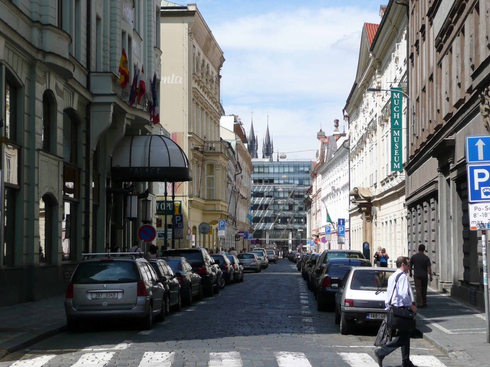 รูปถ่าย สาธารณรัฐเช็ก(Czech Republic) ปราก(Prague) จินดริสสกา(Jindrisska) 2007-07 2