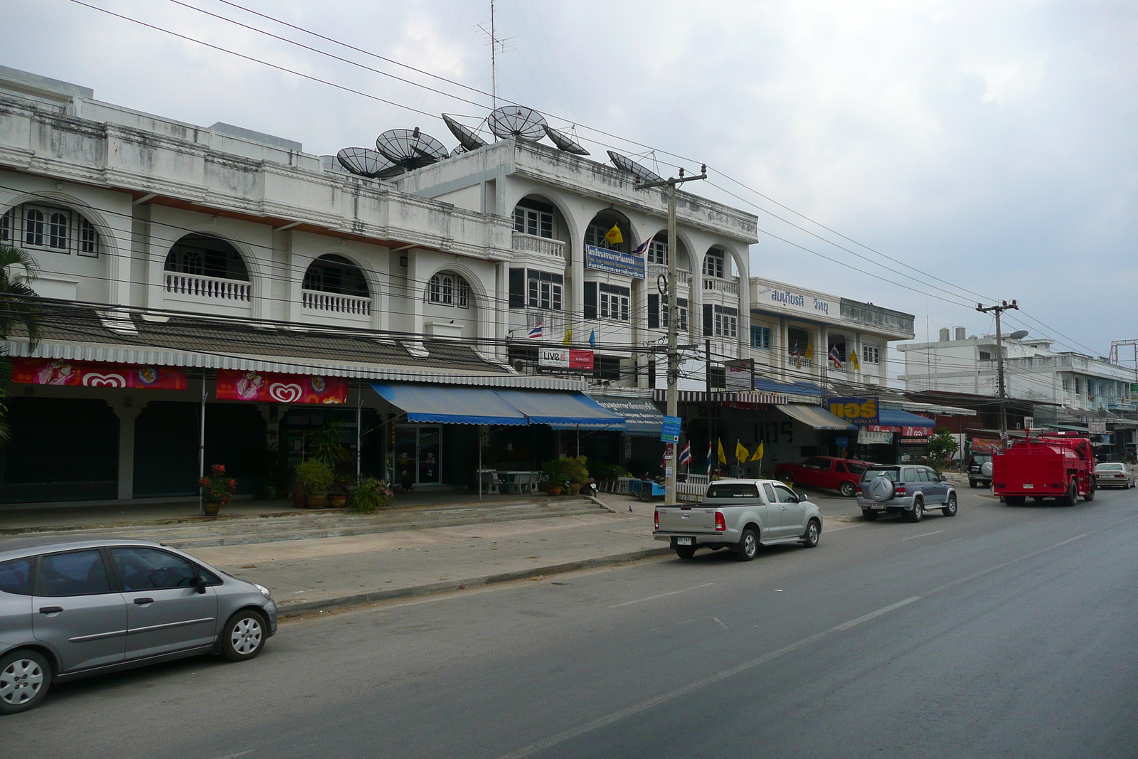 รูปถ่าย ไทย(Thailand) ชลบุรี(Chonburi) ถนนสุขุมวิท(Sukhumvit road) 2008-01 40