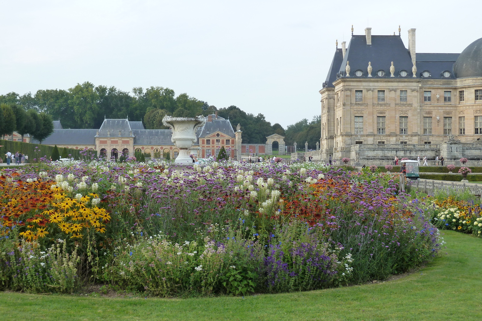 รูปถ่าย ฝรั่งเศส(France) ปราสาทโว-เลอ-วีกงต์(Vaux Le Vicomte Castle) สวนปราสาทโว-เลอ-วีกงต์(Vaux Le Vicomte Gardens) 2010-09 69