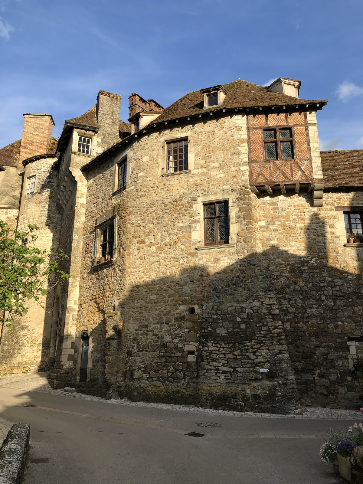 รูปถ่าย ฝรั่งเศส(France) กาเรนนัก(Carennac) 2018-04 0
