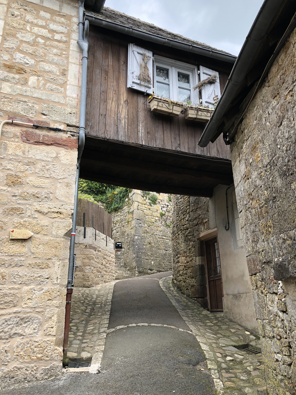 รูปถ่าย ฝรั่งเศส(France) ตูแรน(Turenne) 2018-04 130
