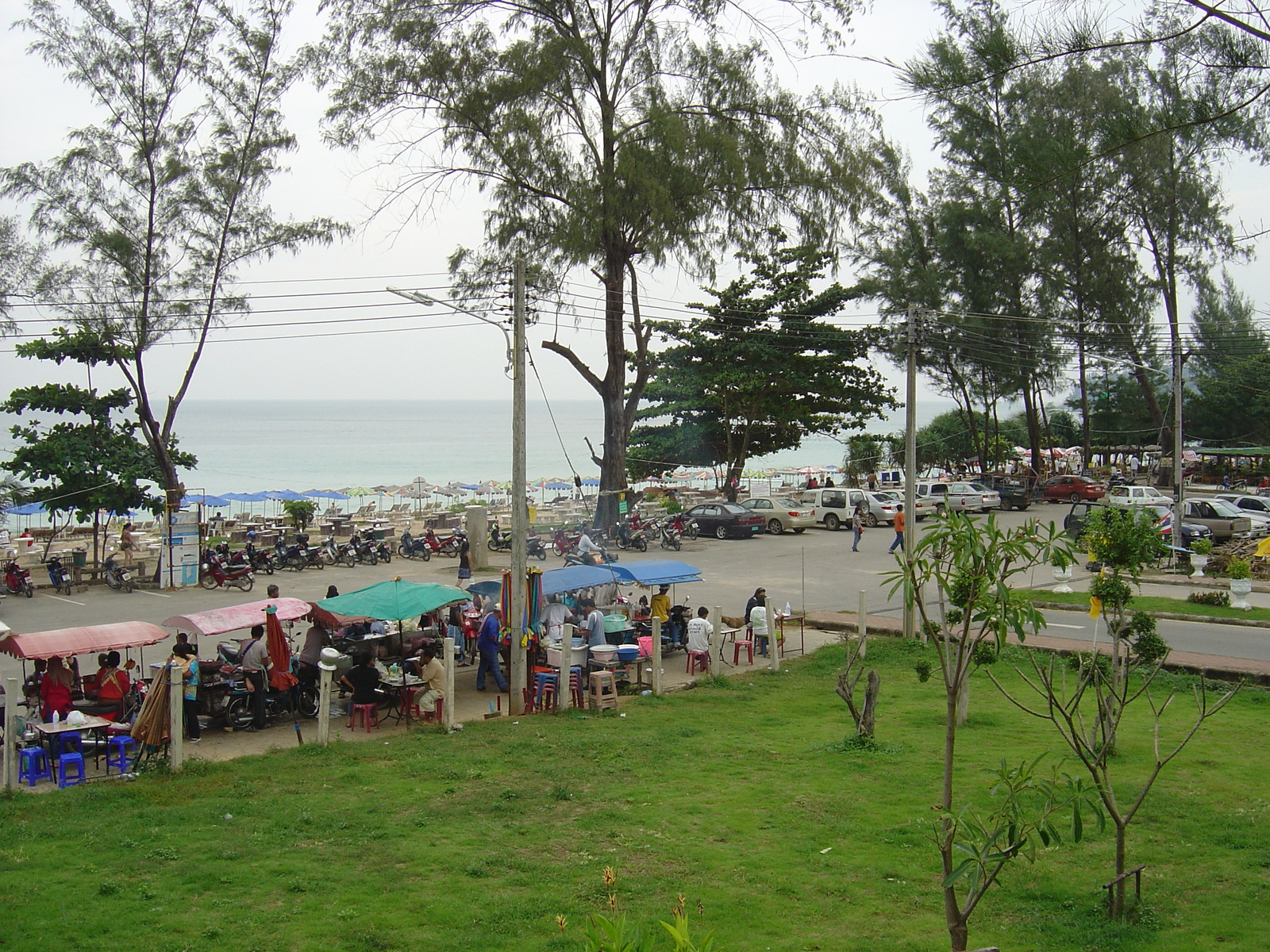 รูปถ่าย ไทย(Thailand) ภูเก็ต(Phuket) หาดสุรินทร์(Surin Beach) 2005-12 11